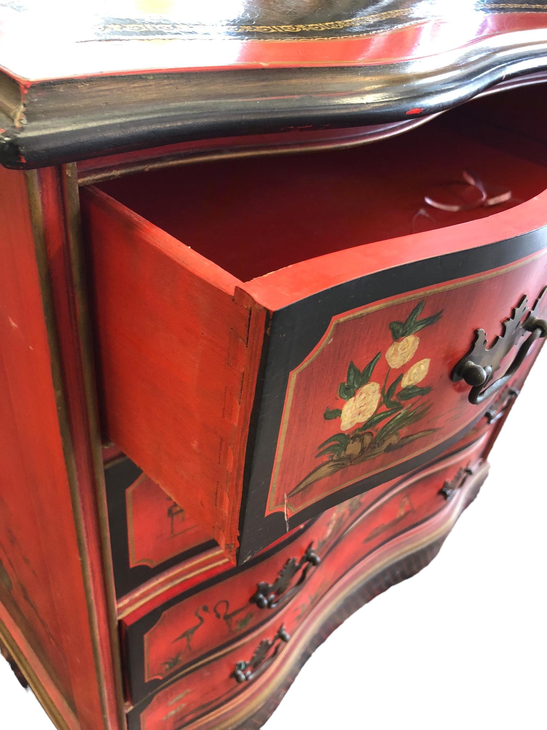 Vintage Red Chinoiserie Bachelors Chest 4
