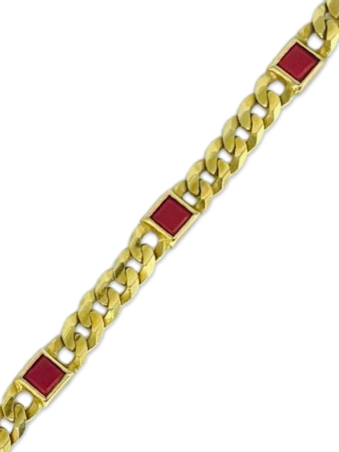 Quadrato Bracciale d'epoca in oro 14k con blocchi di corallo rosso con castone e maglie cubane da 6,5 pollici in vendita