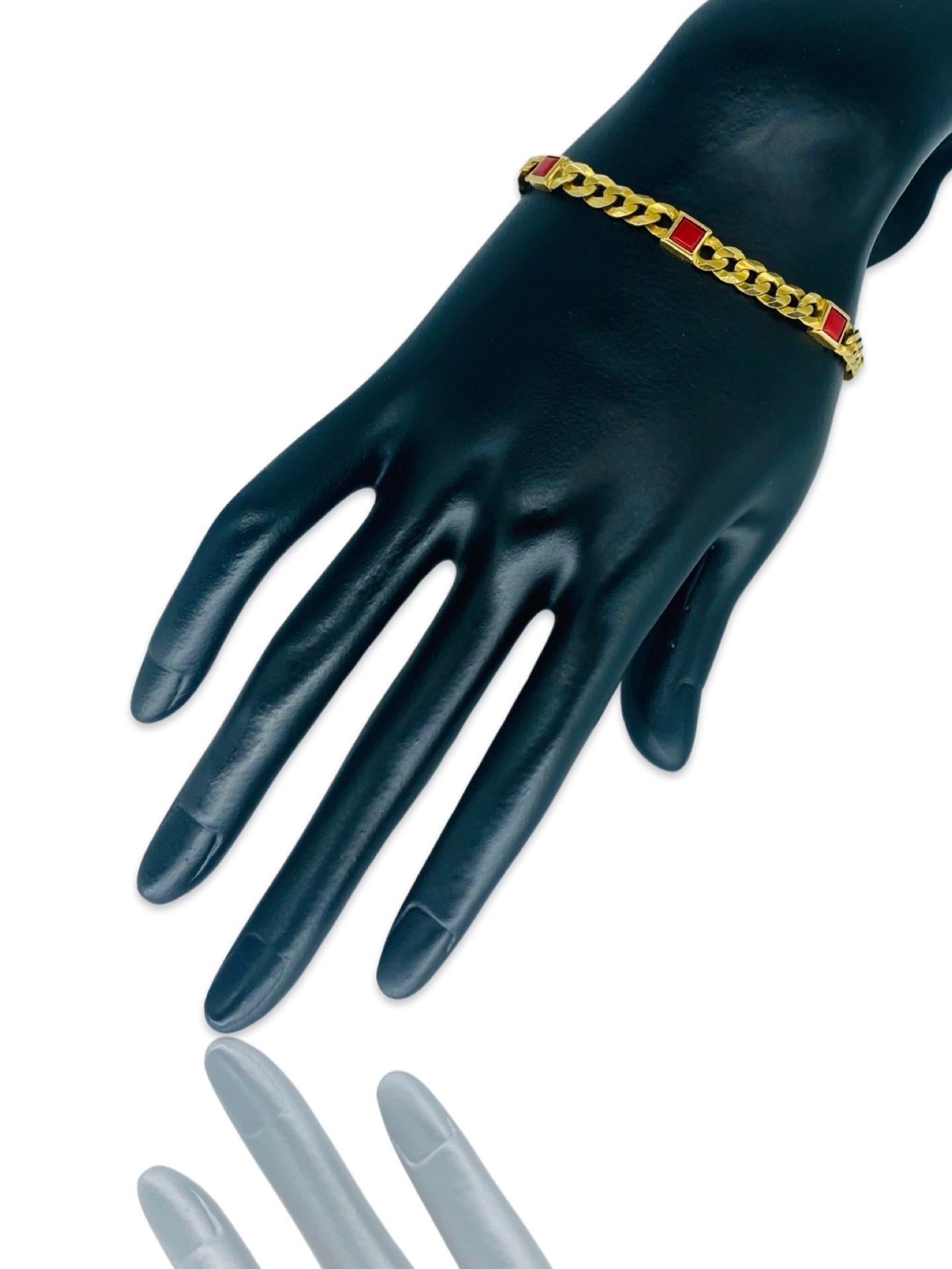 Bracciale d'epoca in oro 14k con blocchi di corallo rosso con castone e maglie cubane da 6,5 pollici In condizioni buone in vendita a Miami, FL