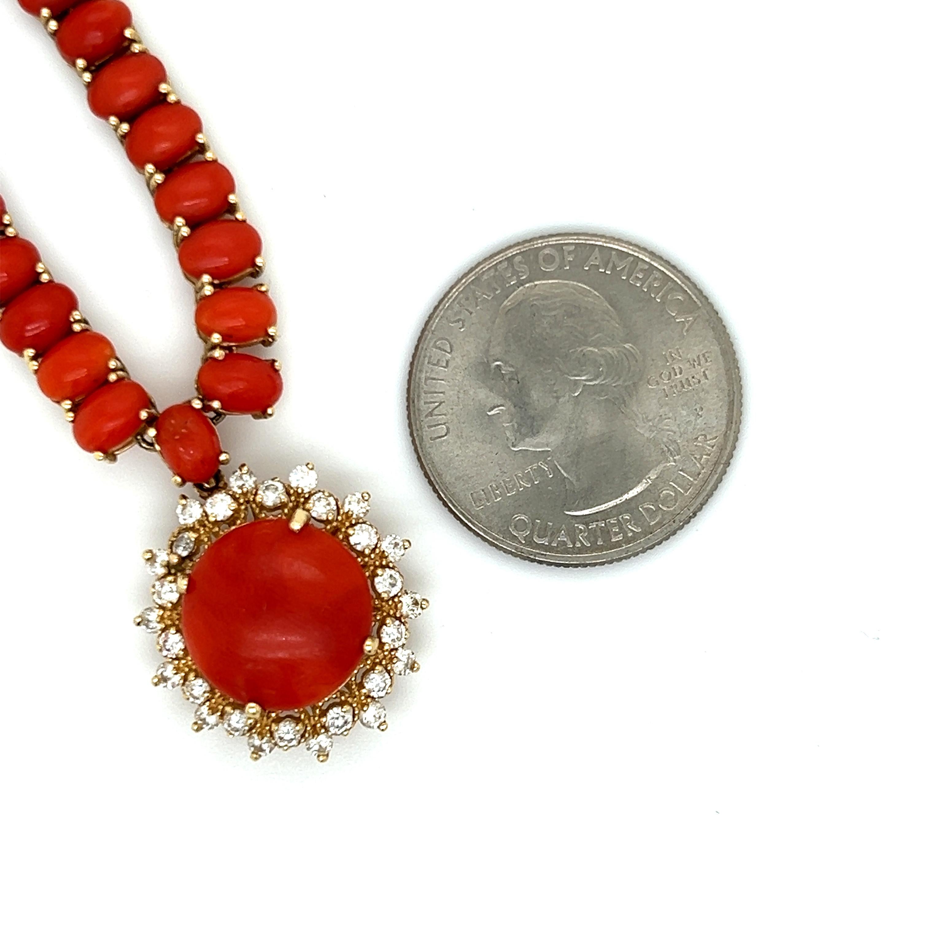 Colgante Collar Vintage Coral Rojo y Diamantes Oro Amarillo 14k en venta 2
