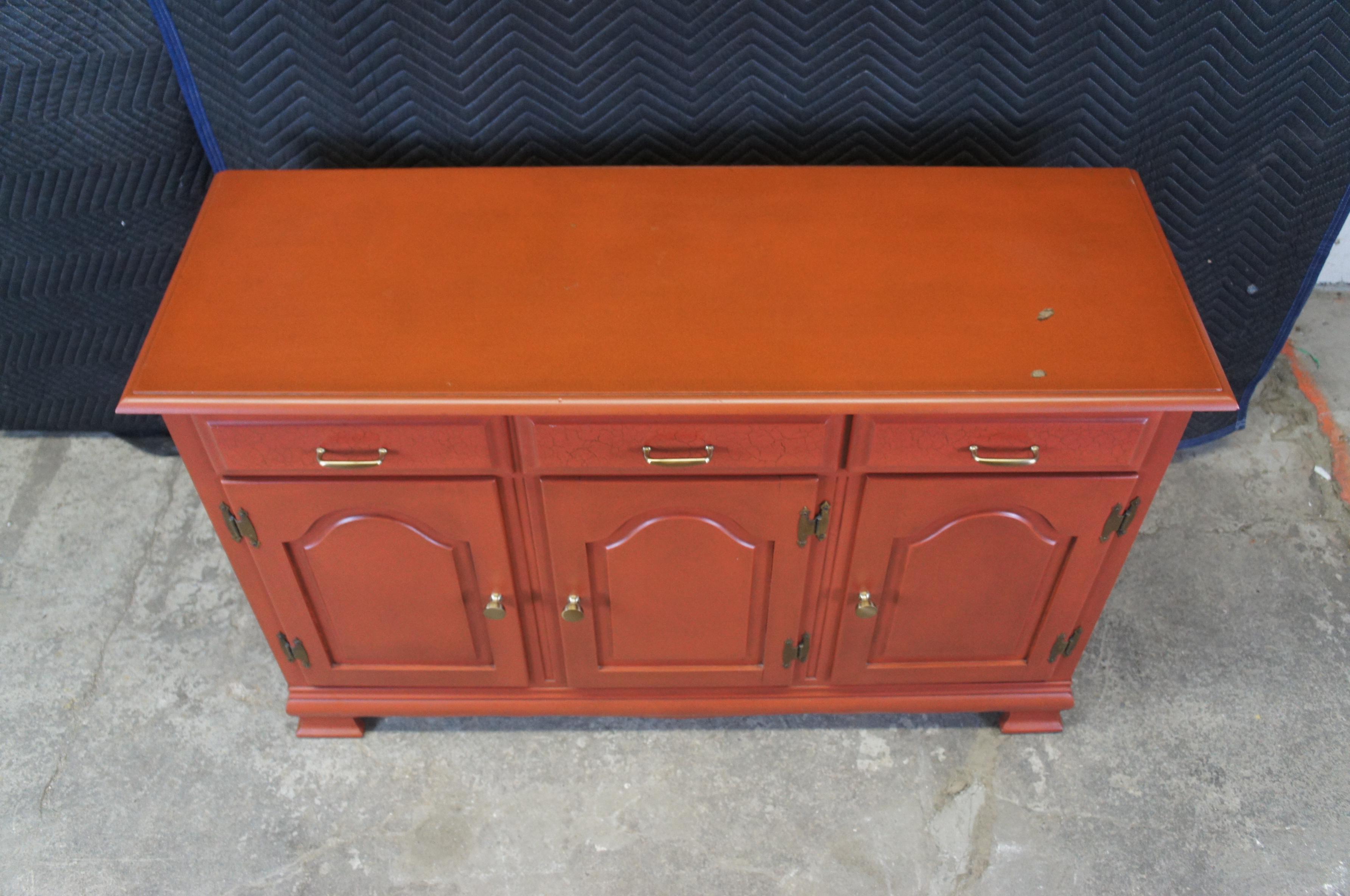 Vintage Red Country Farmhouse Buffet Cabinet Credenza Sideboard Console In Good Condition For Sale In Dayton, OH