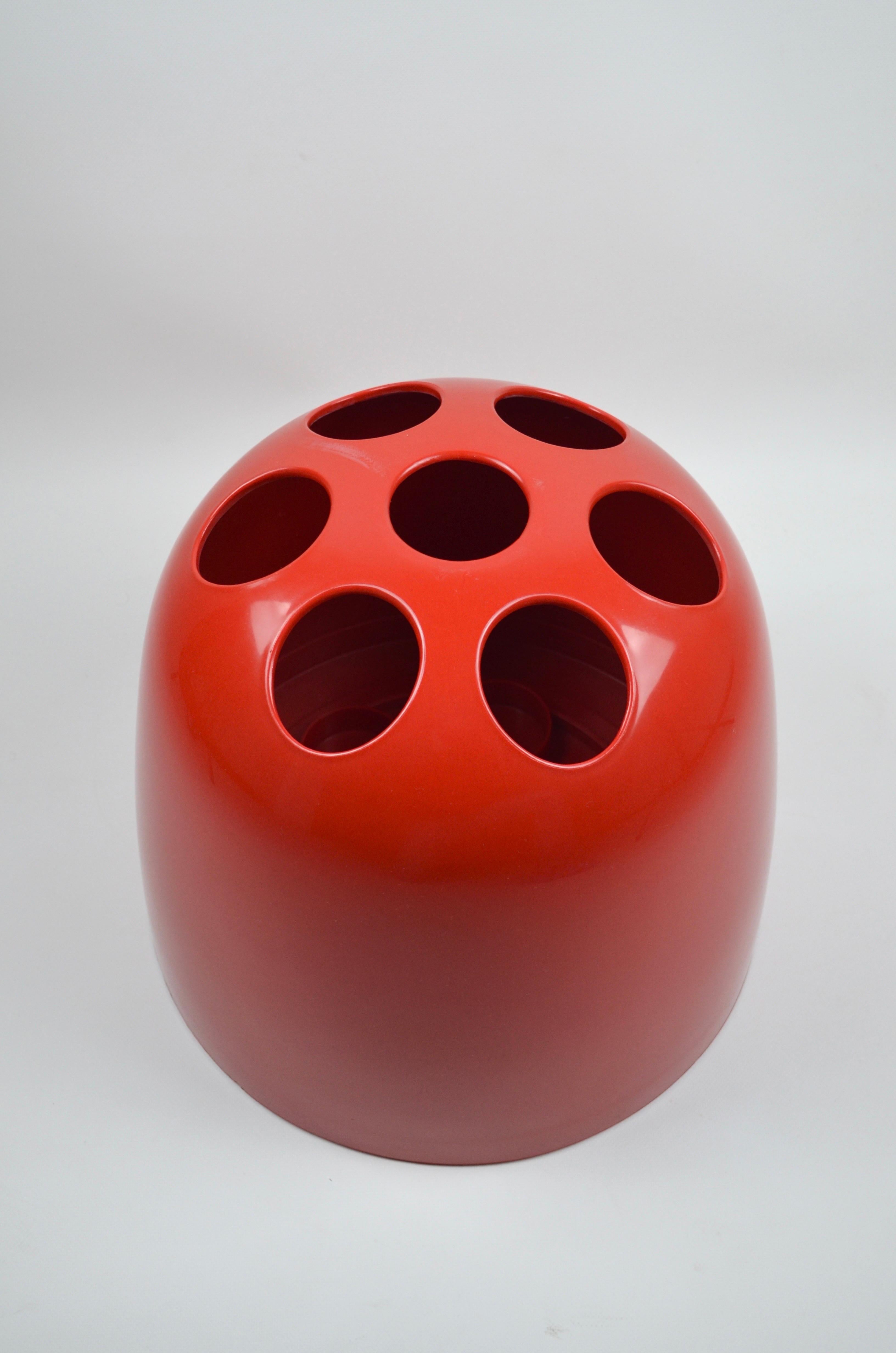 Roter Dedalo-Schirmständer von Emma Gismondi Schweinberger für Artemide (Italienisch) im Angebot