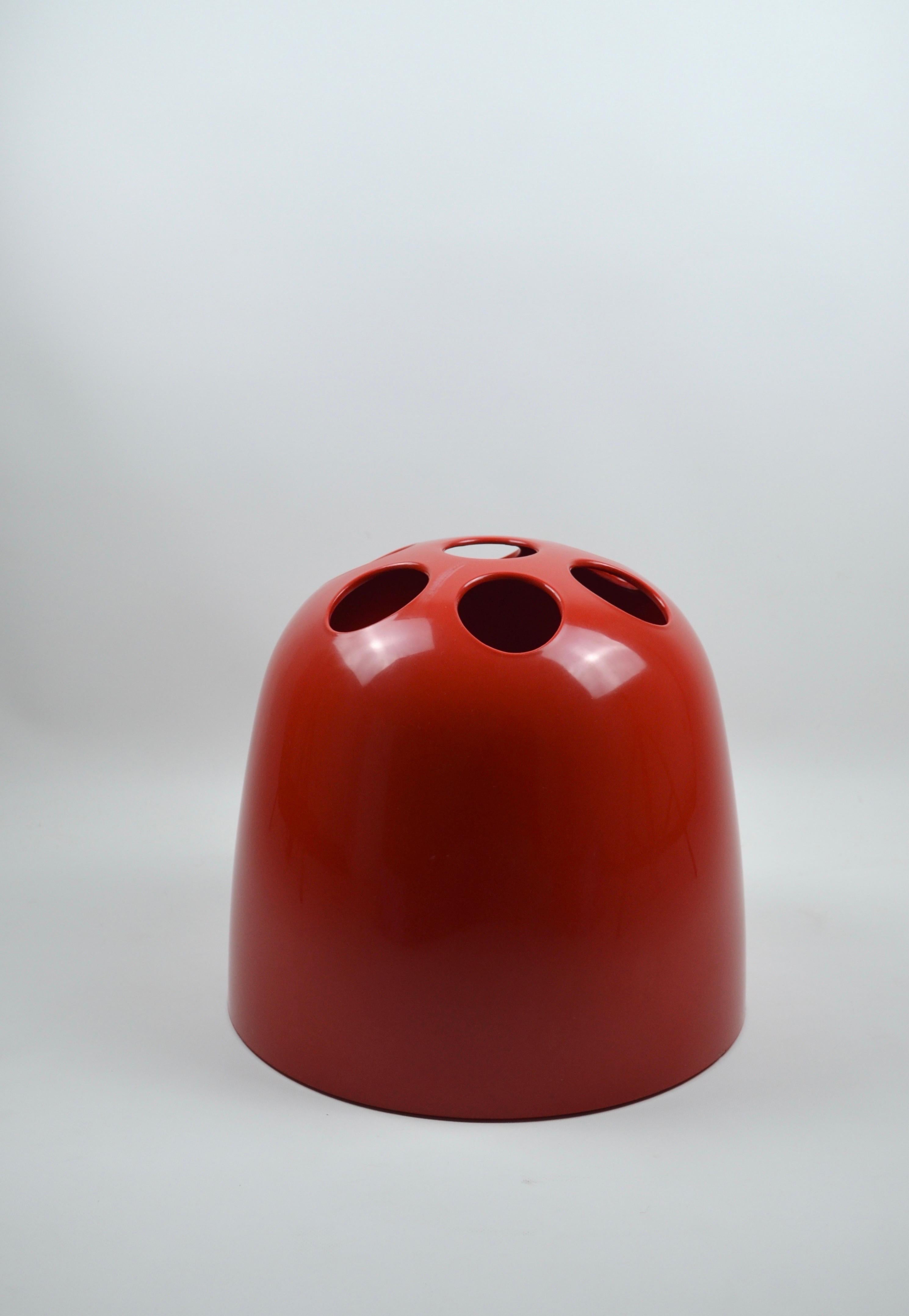 Italian Vintage Red Dedalo Umbrella Stand by Emma Gismondi Schweinberger for Artemide For Sale