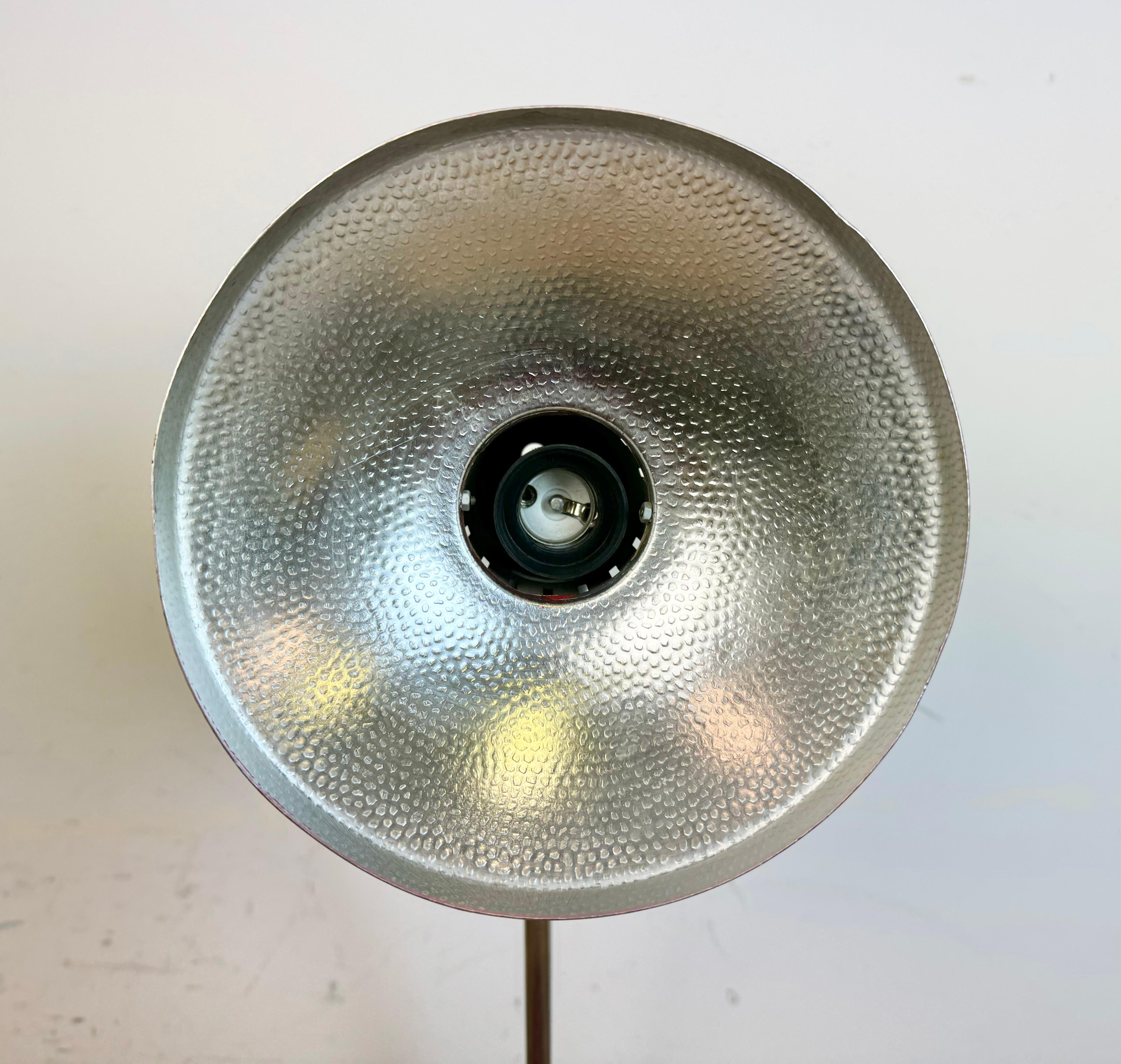 Vintage Red East German Table Lamp from AKA Leuchten, 1970s For Sale 9