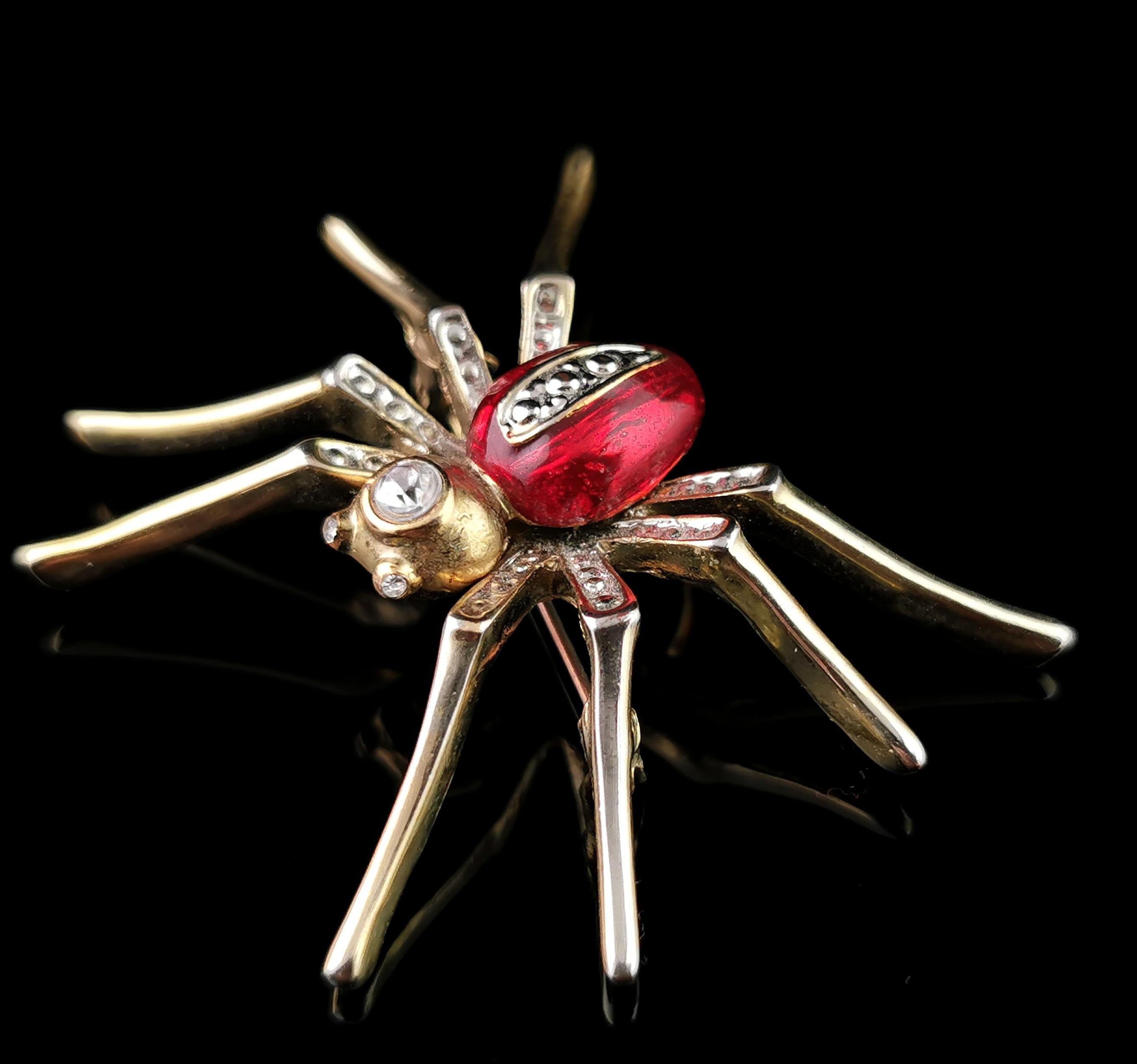 Women's or Men's Vintage Red enamel spider brooch, Gold tone, Diamante