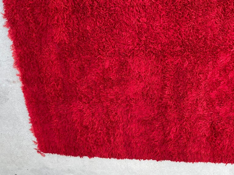 Vintage Red Ethnic Moroccan Fluffy Rug Bed of Roses For Sale at 1stDibs