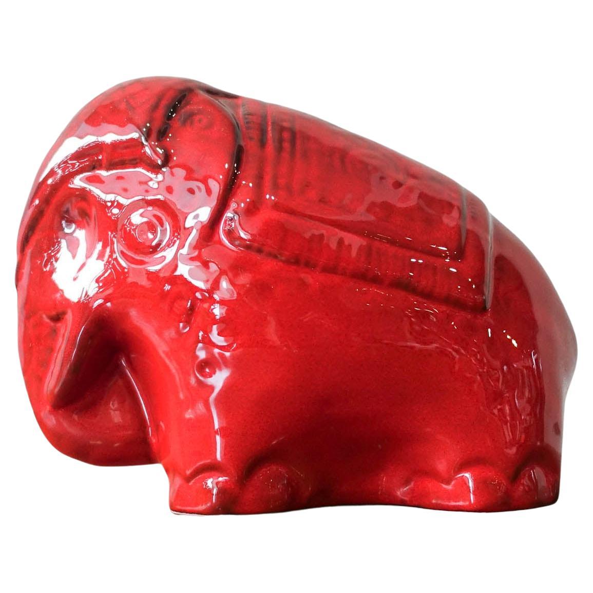 Éléphant vintage en céramique à glaçure rouge de style Bitossi, années 1970 en vente
