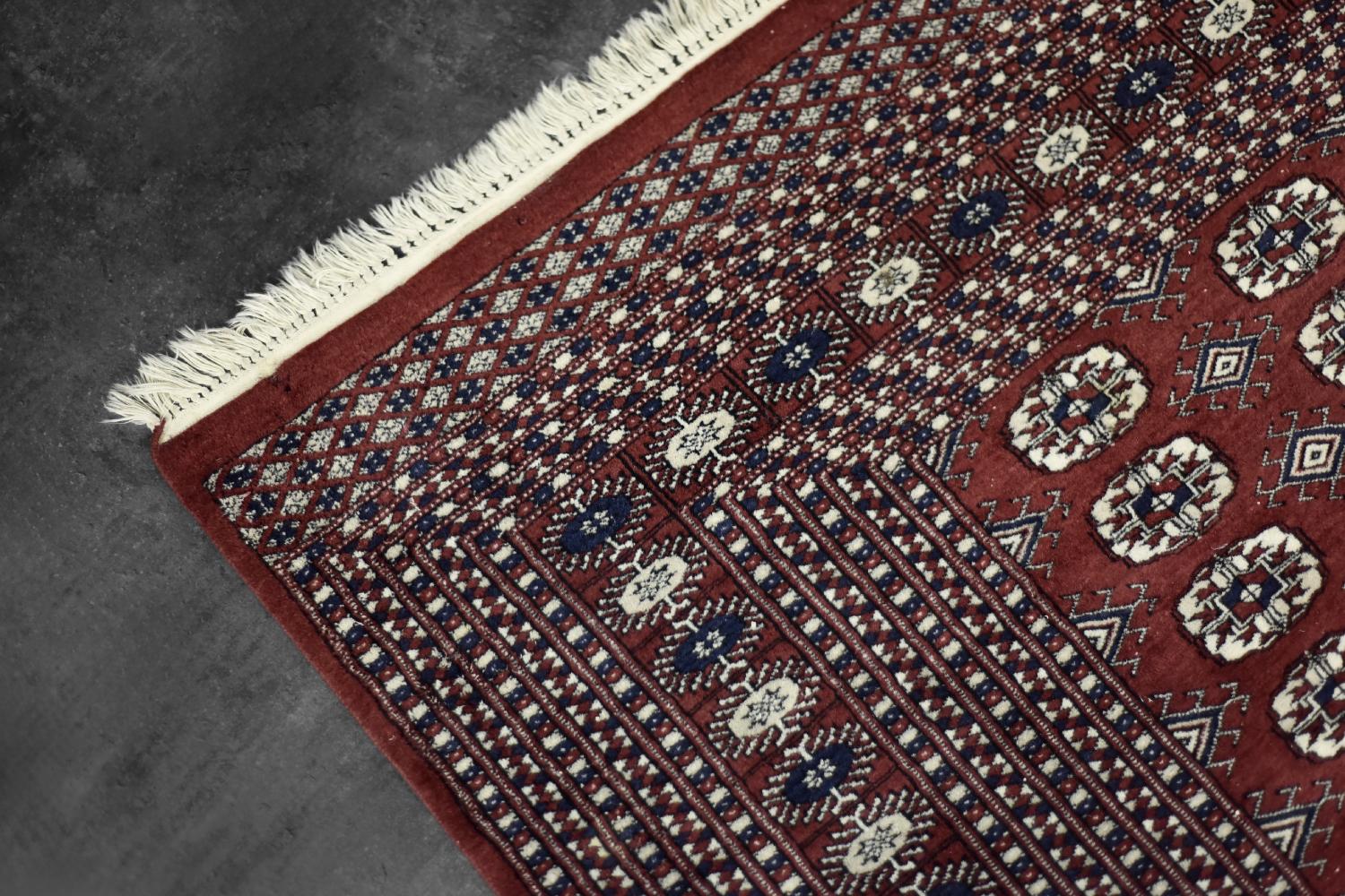 Vintage Red Hand-Woven Oriental Bokhara Rug, 1960s en vente 9