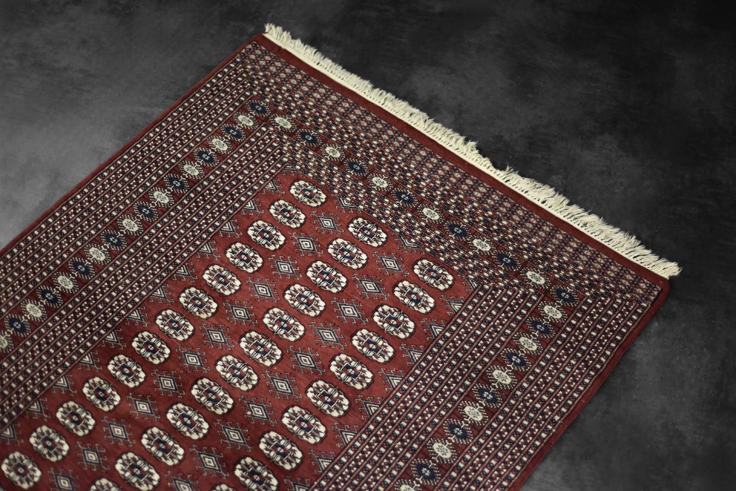 Pakistanais Vintage Red Hand-Woven Oriental Bokhara Rug, 1960s en vente