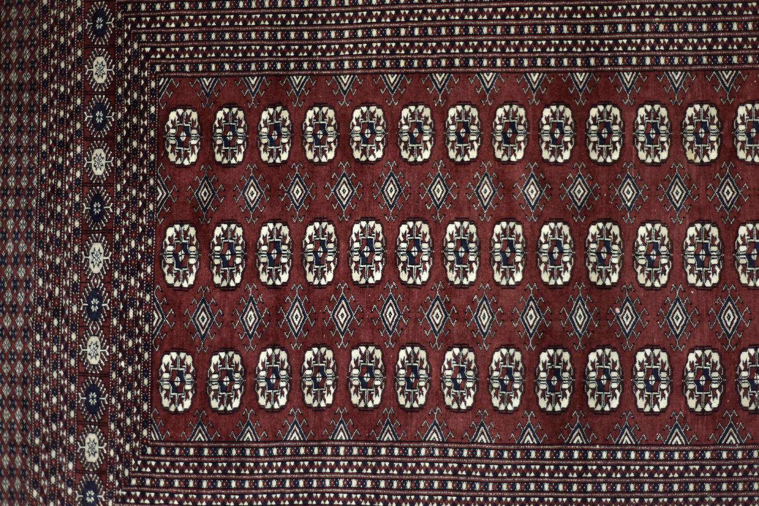 Vintage Red Hand-Woven Oriental Bokhara Rug, 1960s Bon état - En vente à Warszawa, Mazowieckie