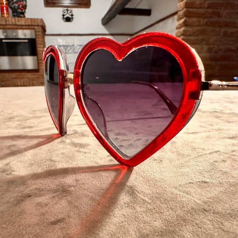 Vintage Red Heart-Shaped Sunglasses with Bold Red Frame by  display picture 1