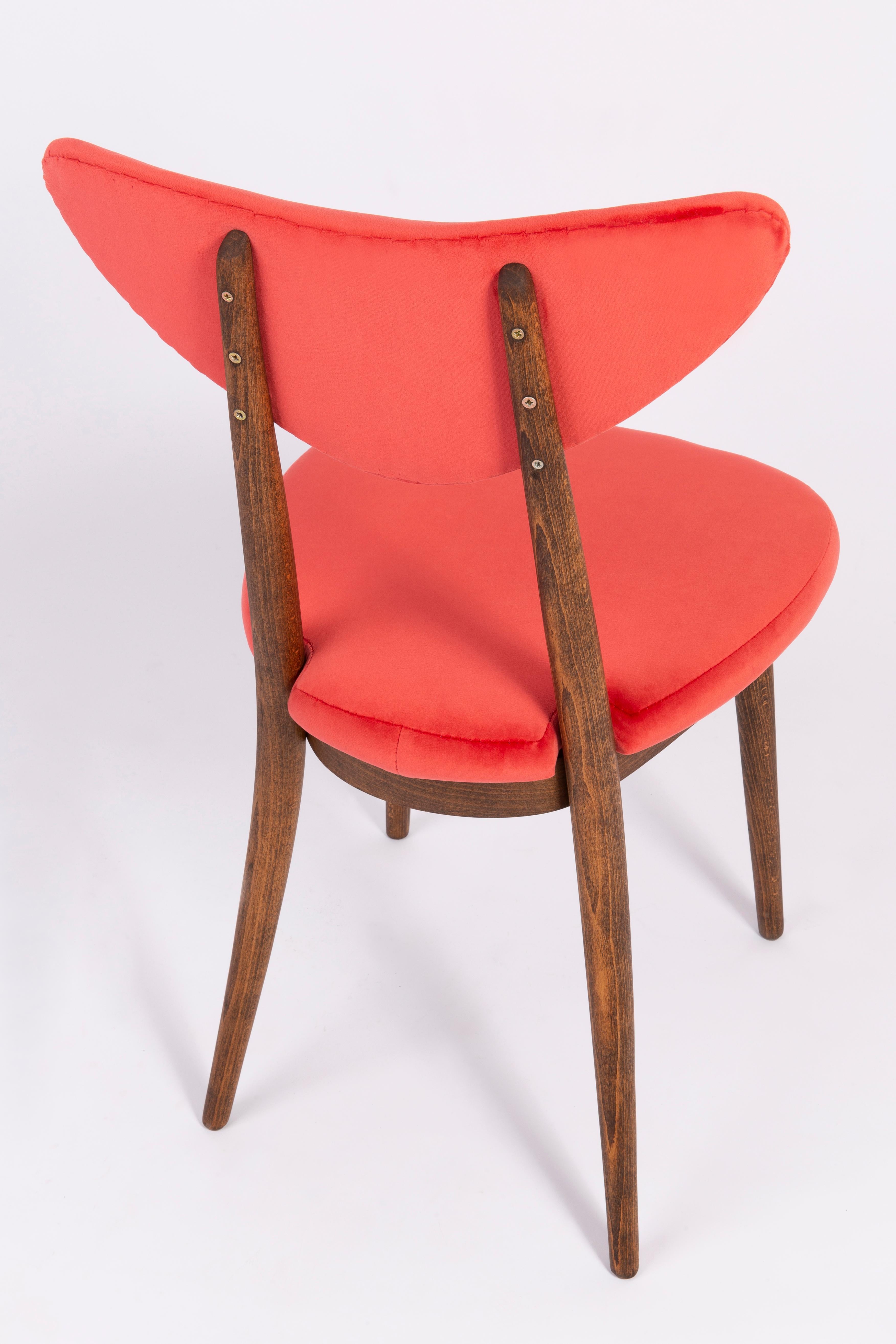 Mid-Century Modern Vintage Red Heart Velvet Chair, Poland, 1960s For Sale