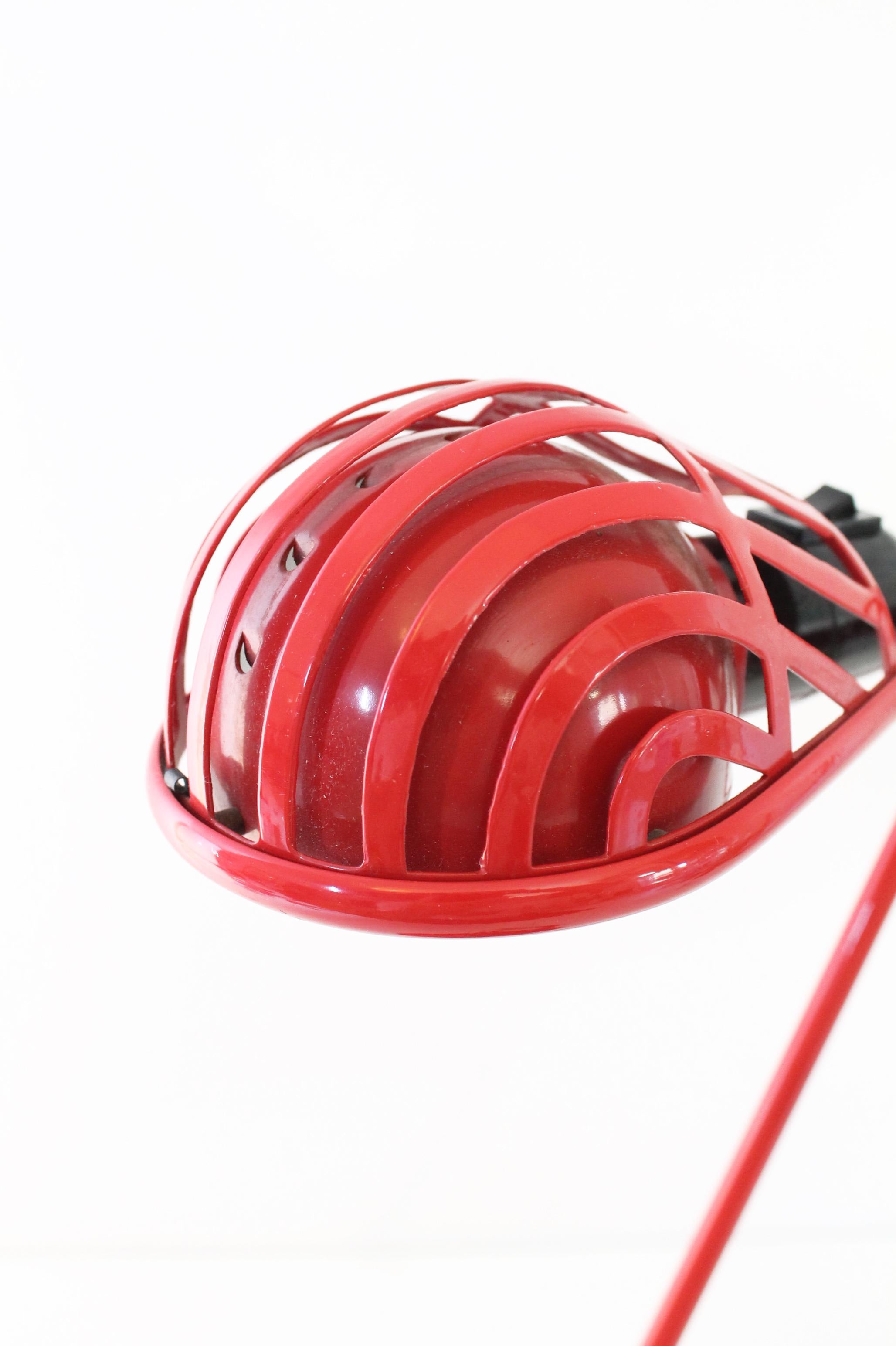 Vintage red Igloo desk lamp by Tommaso Cimini for Lumina, 1980s. Excellent!!  For Sale 4