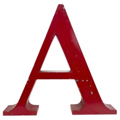 Fachada de hierro rojo vintage Letra A ,  1970s