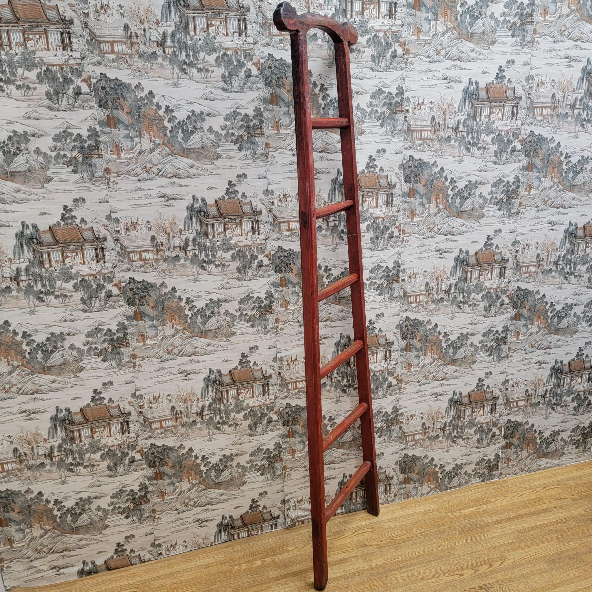 Hand-Painted Vintage Chinese Red Lacquer Elm Decorative Ladder	 For Sale