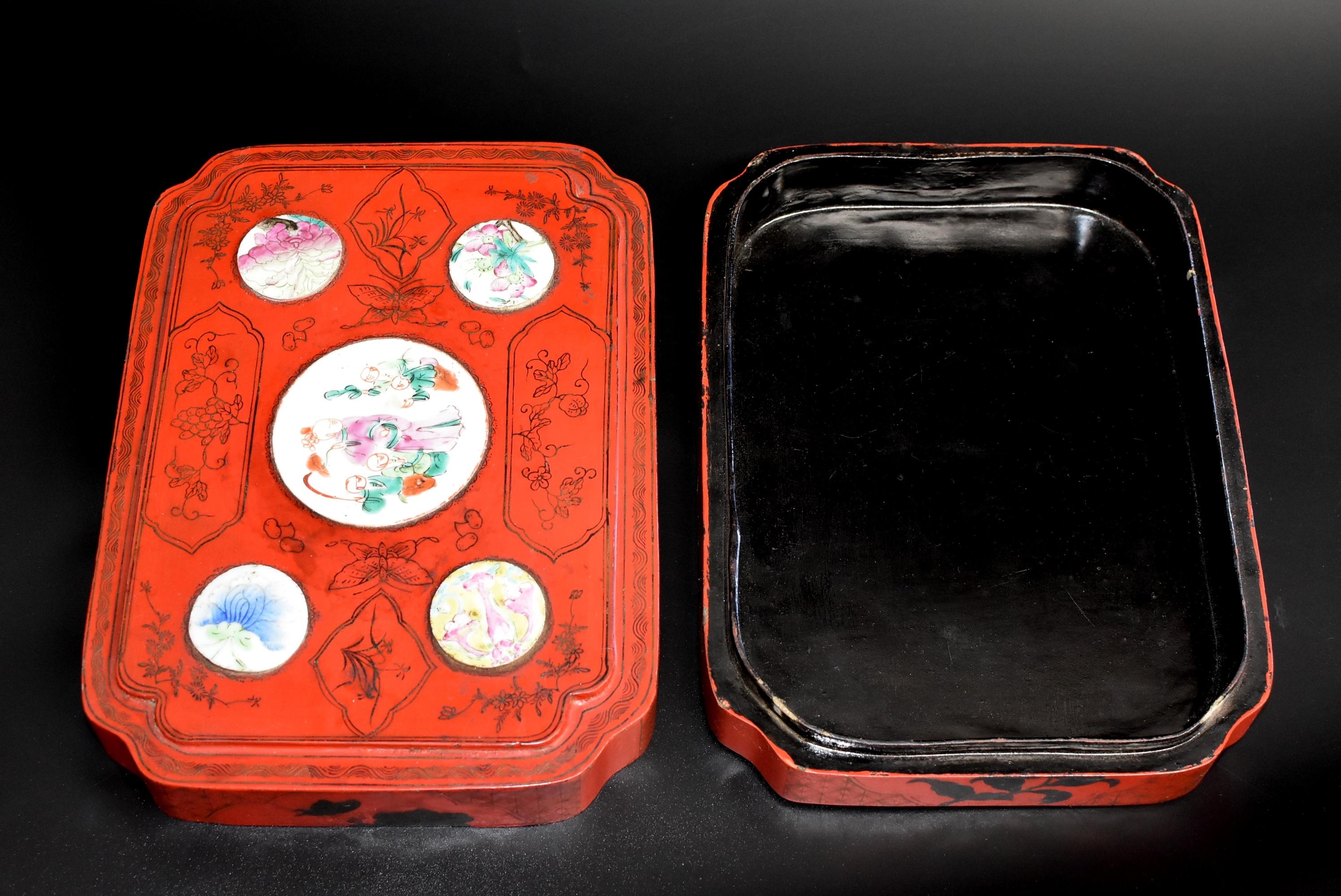 Vintage Red Lacquered Chinese Box with Antique Porcelains 11