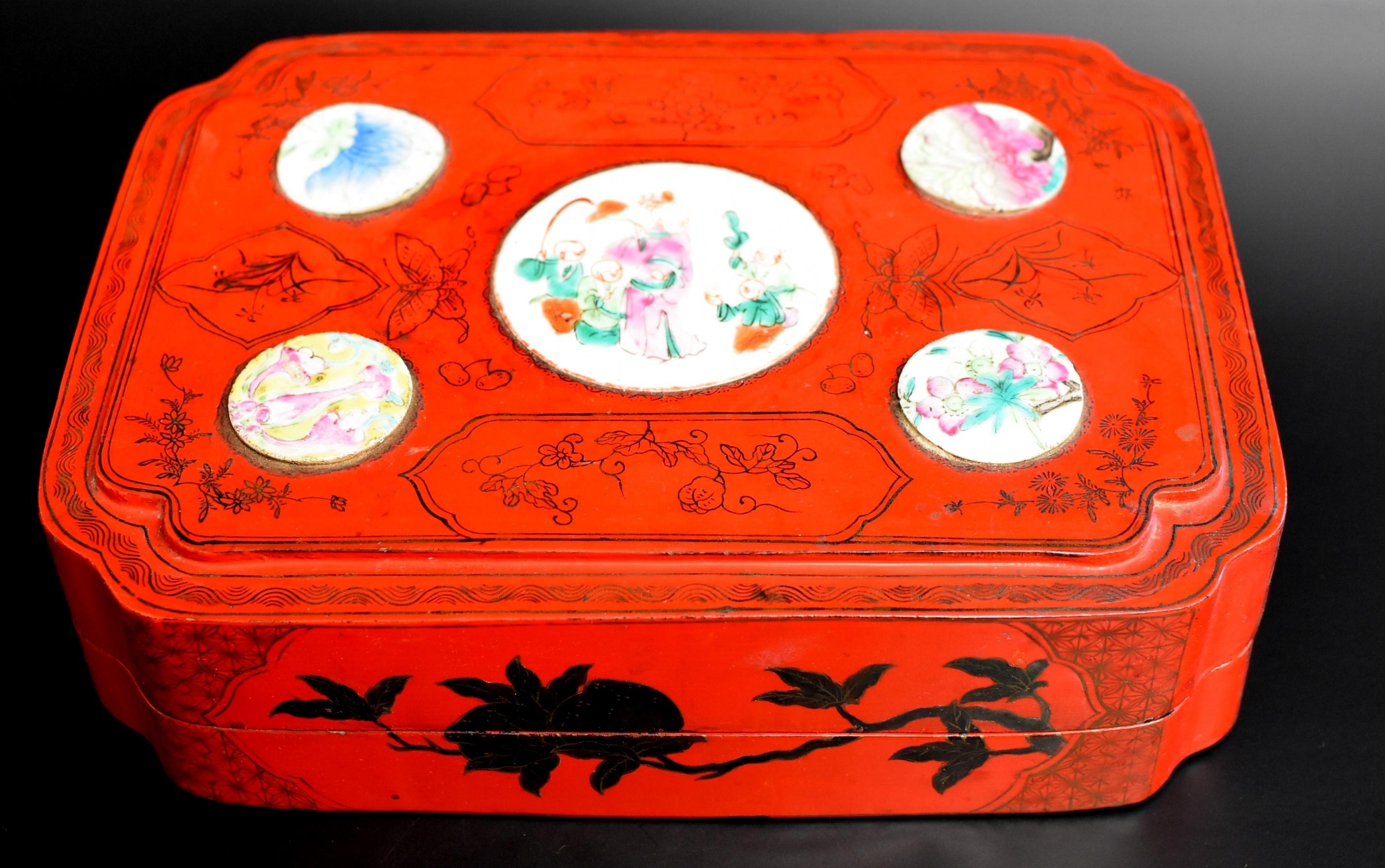 Vintage Red Lacquered Chinese Box with Antique Porcelains In Good Condition In Somis, CA