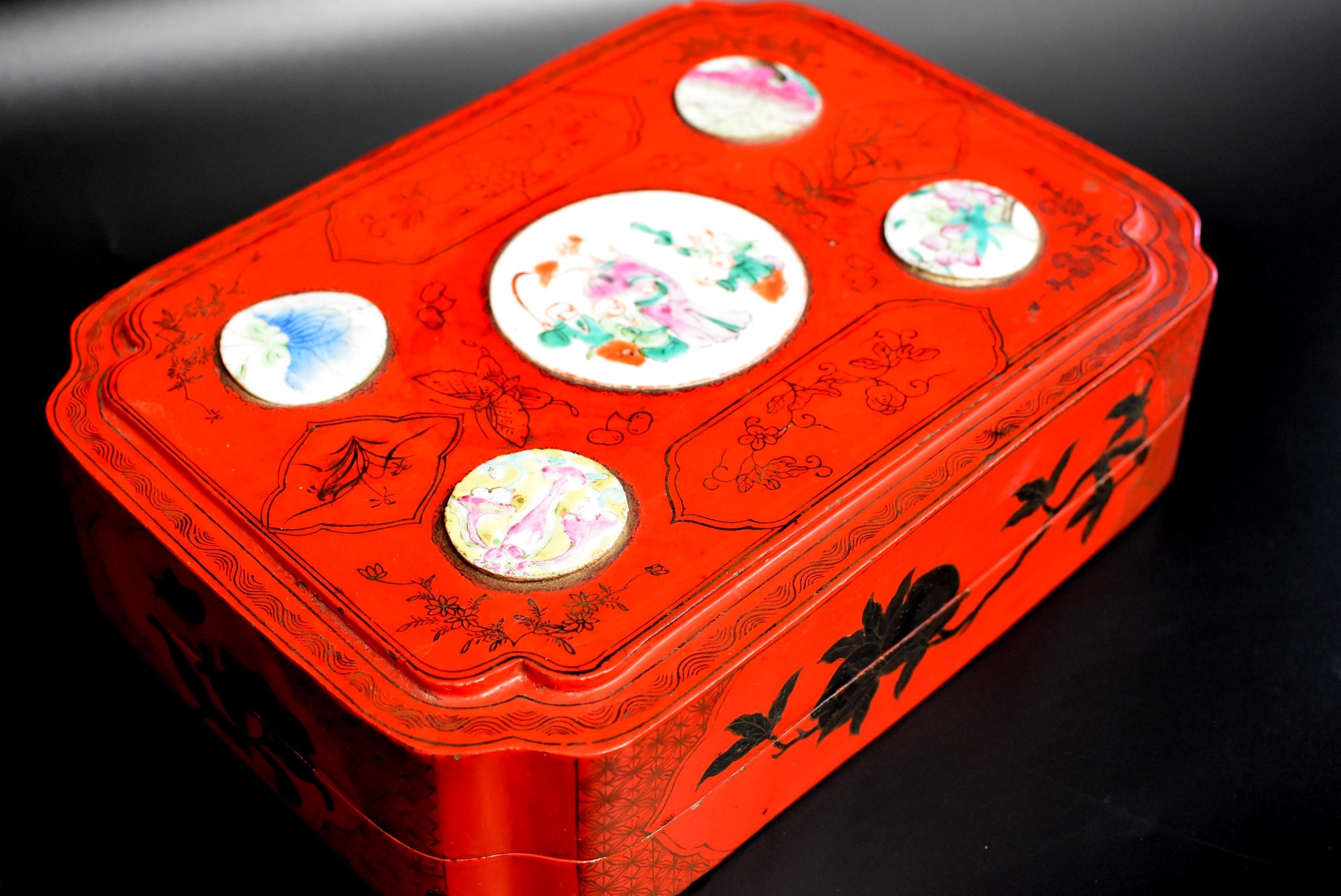 20th Century Vintage Red Lacquered Chinese Box with Antique Porcelains