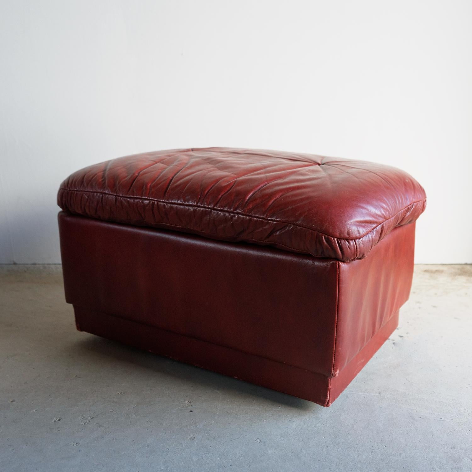 Vintage Red Leather Armchair And Footstool, Mid 20th Century Chair For Sale 2