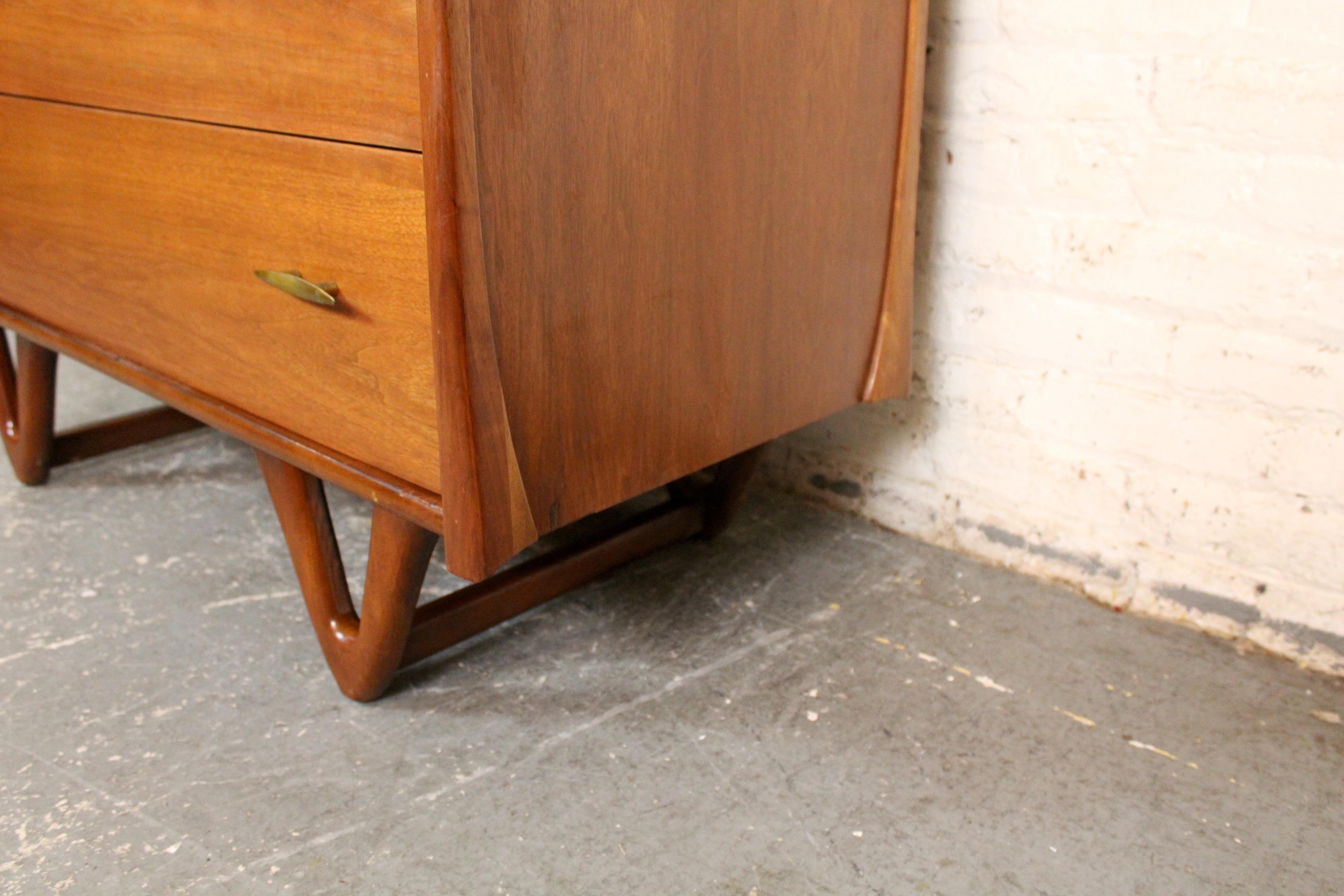 Mid-Century Inlaid Walnut Highboy by Red Lion Furniture For Sale 12