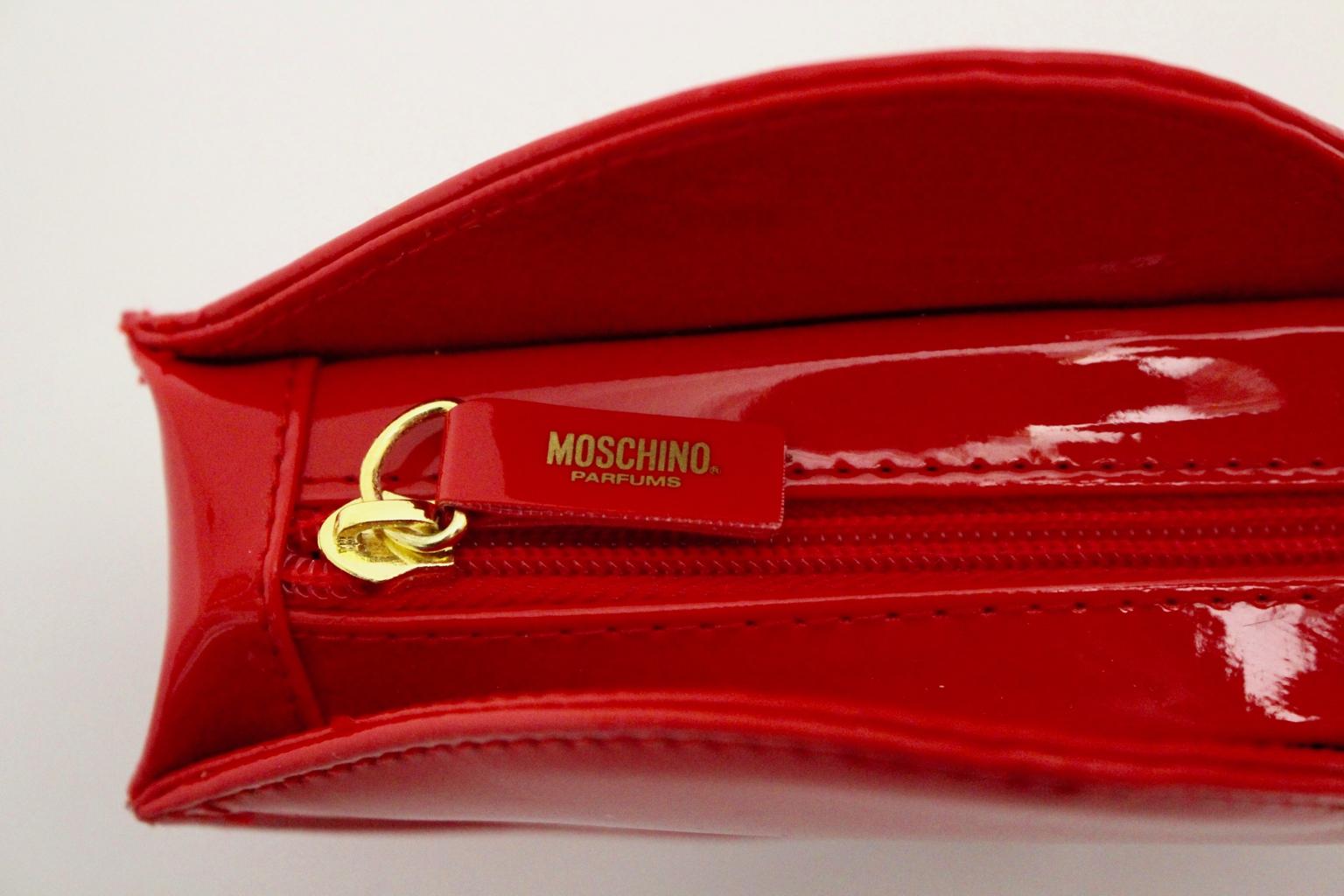 Moschino Parfum Vintage Red Lips Clutch Pop Art La Bocca Italy 1990s For Sale 1