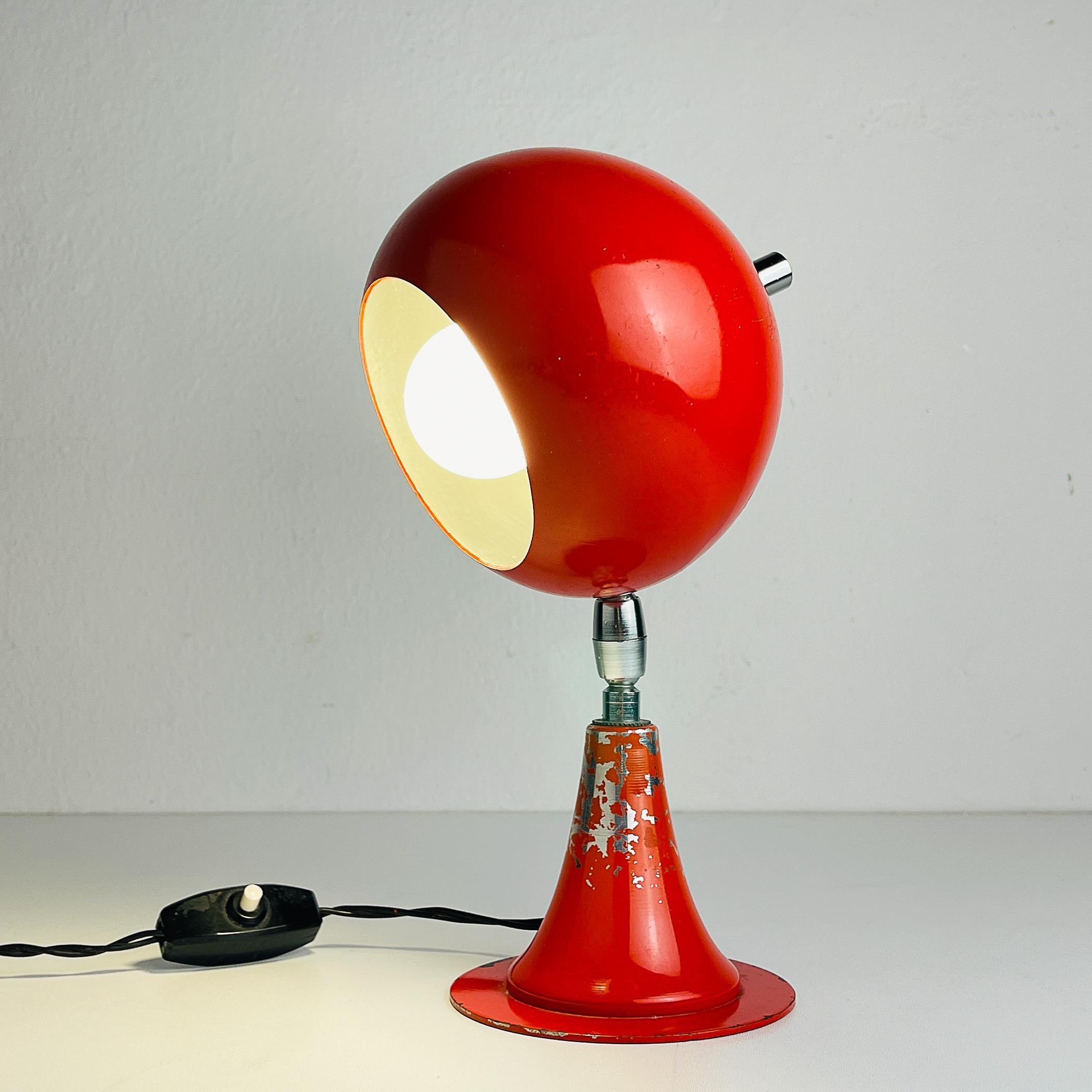 Mid-Century Modern Vintage red metal desk lamp Eyeball Italy 1970s For Sale
