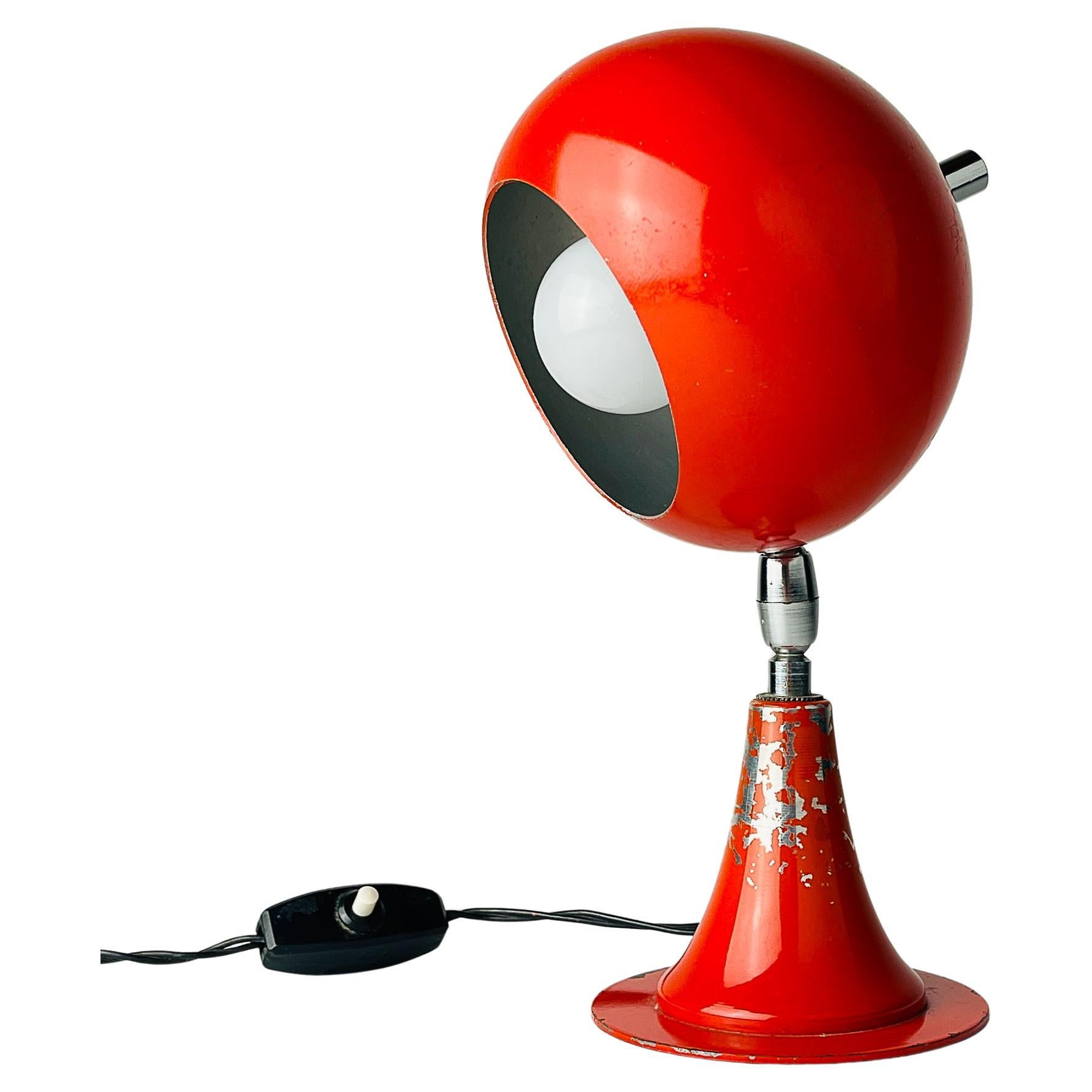 Vintage red metal desk lamp Eyeball Italy 1970s