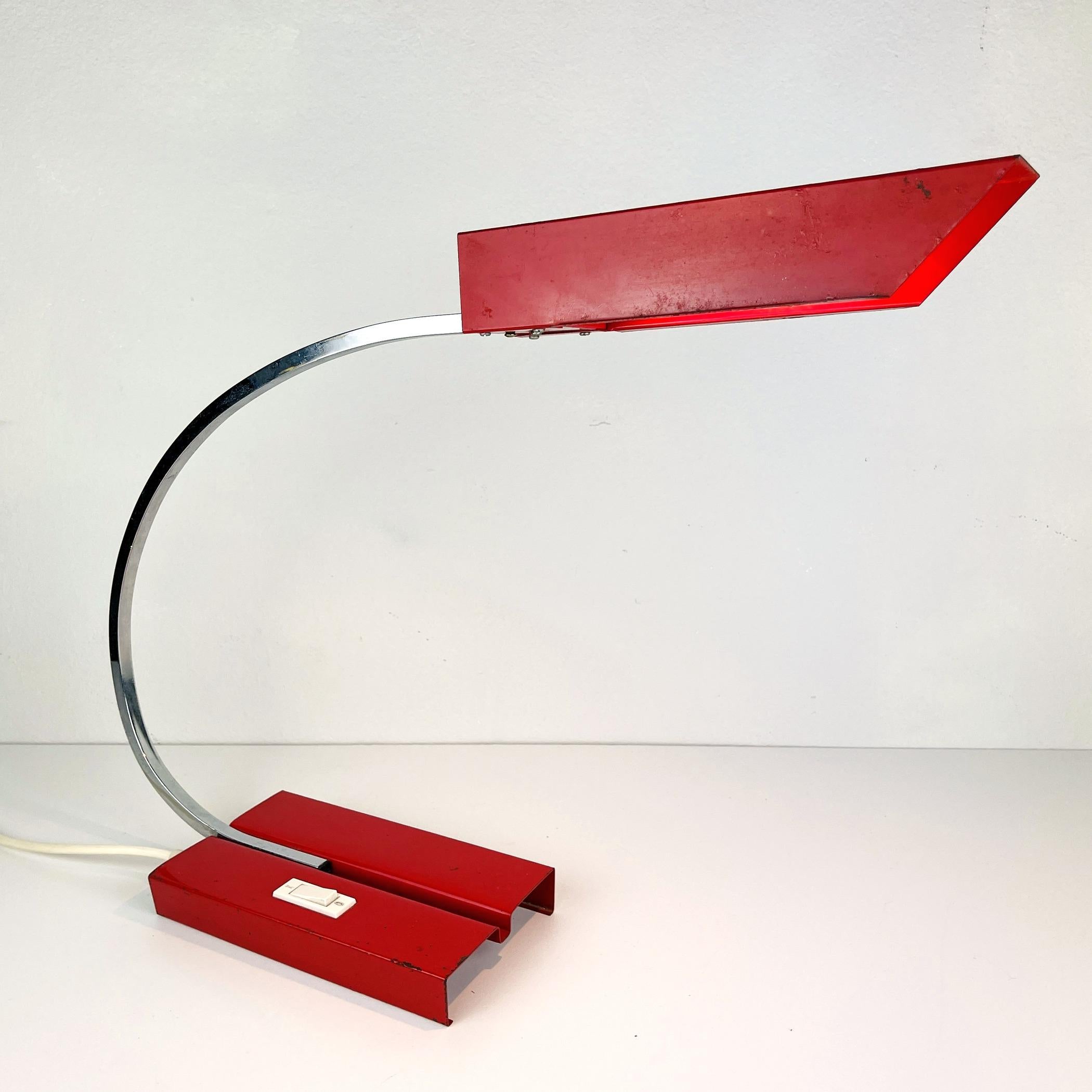 Vintage Red Metal Desk Lamp. Yugoslavia 1970s For Sale 6