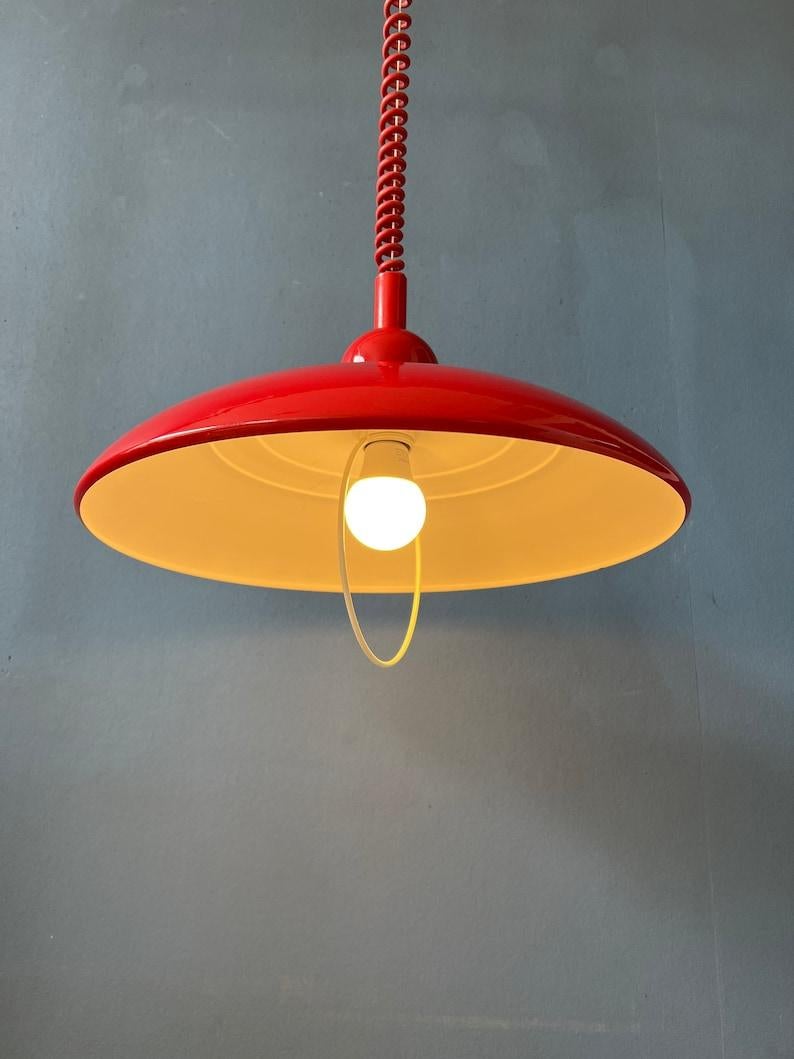 Vintage Red Metal Space Age Pendant Lamp, 1970s In Excellent Condition For Sale In ROTTERDAM, ZH