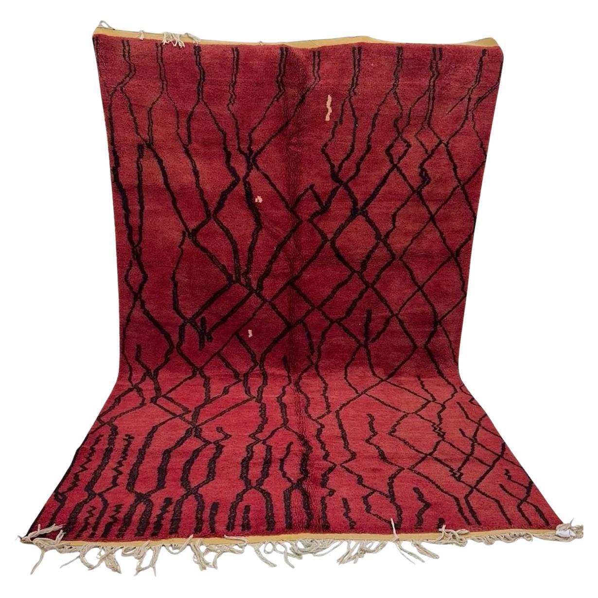 Tapis marocain vintage rouge avec Design Line abstrait