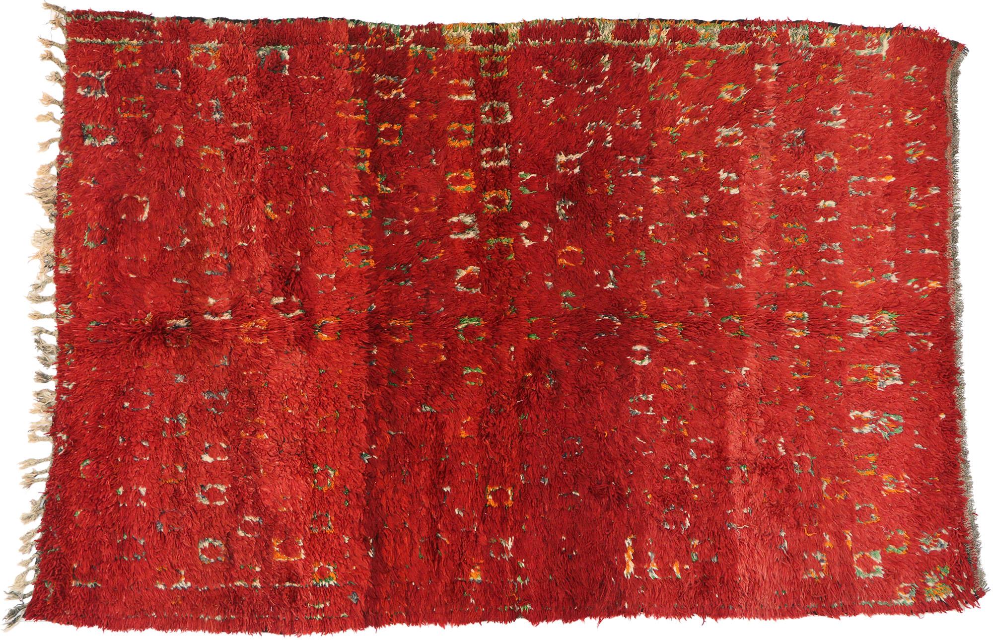Vintage Red Moroccan Rug with Expressionist Style Inspired by Robert Delaunay For Sale 6