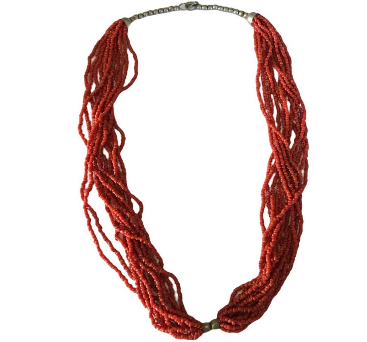 Mehrreihige Perlenkette aus roter natürlicher Koralle, Vintage (Art déco) im Angebot