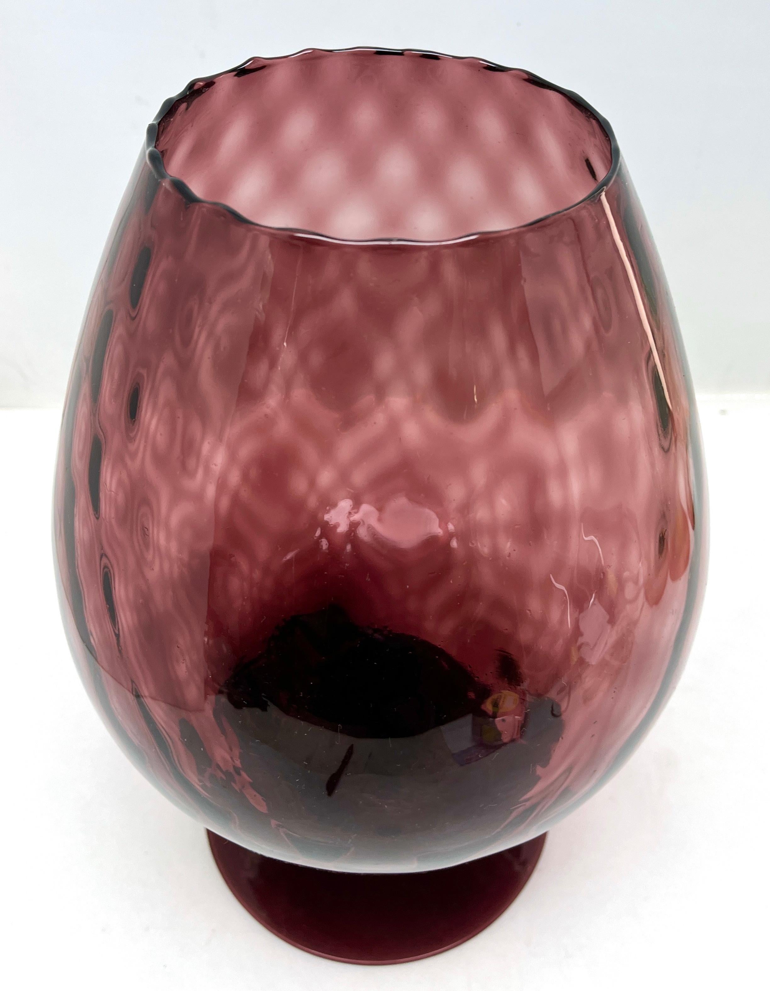 Hand-Crafted Vintage Red Opalescent Italian Opaline Vase on Foot from Florence, 1960s For Sale