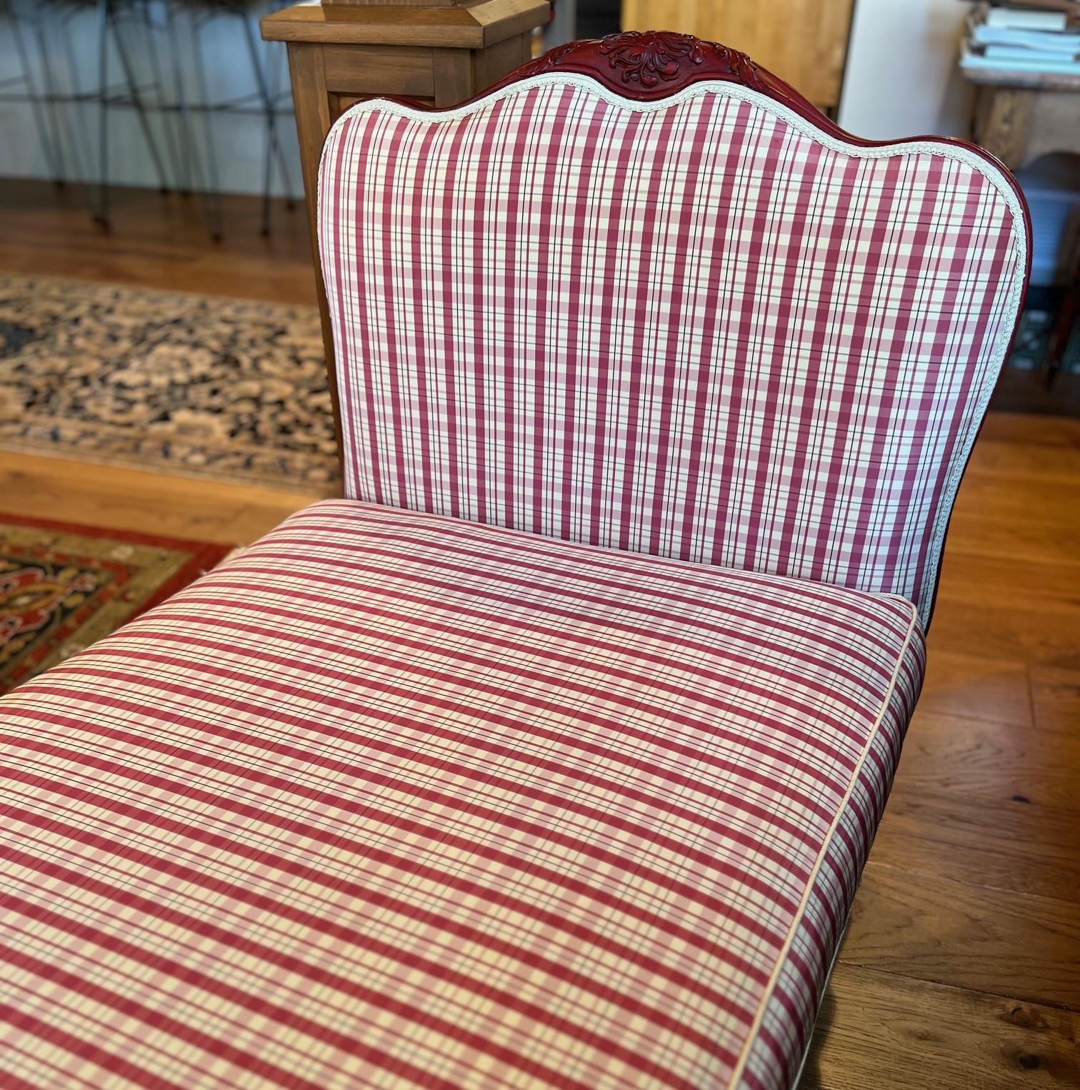 Mid-20th Century Vintage Red Painted Louis XV Style Daybed, Silk Plaid Fabric with Cabriole Legs For Sale