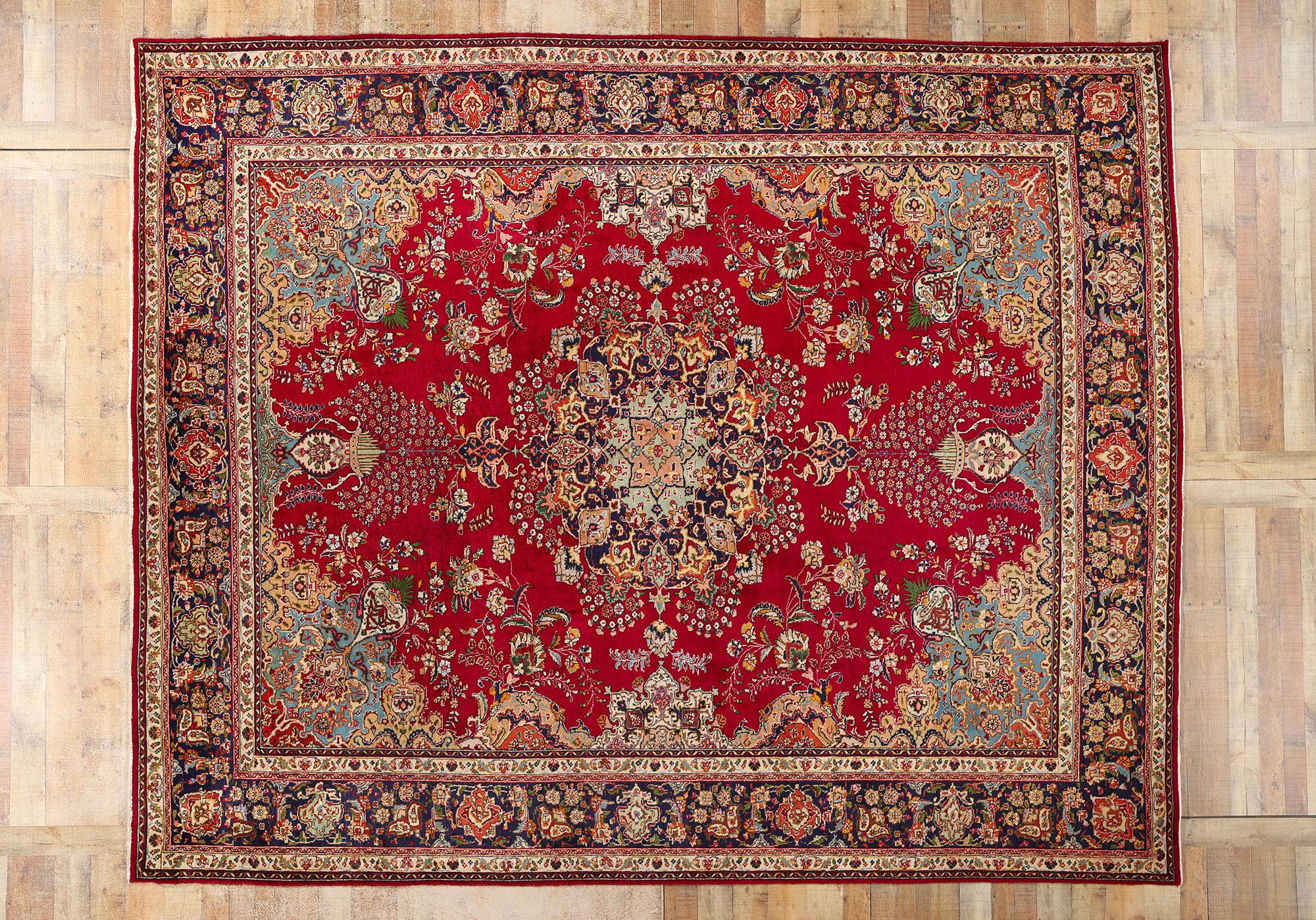 Vieux tapis de Tabriz rouge persan à fleurs en vente 2
