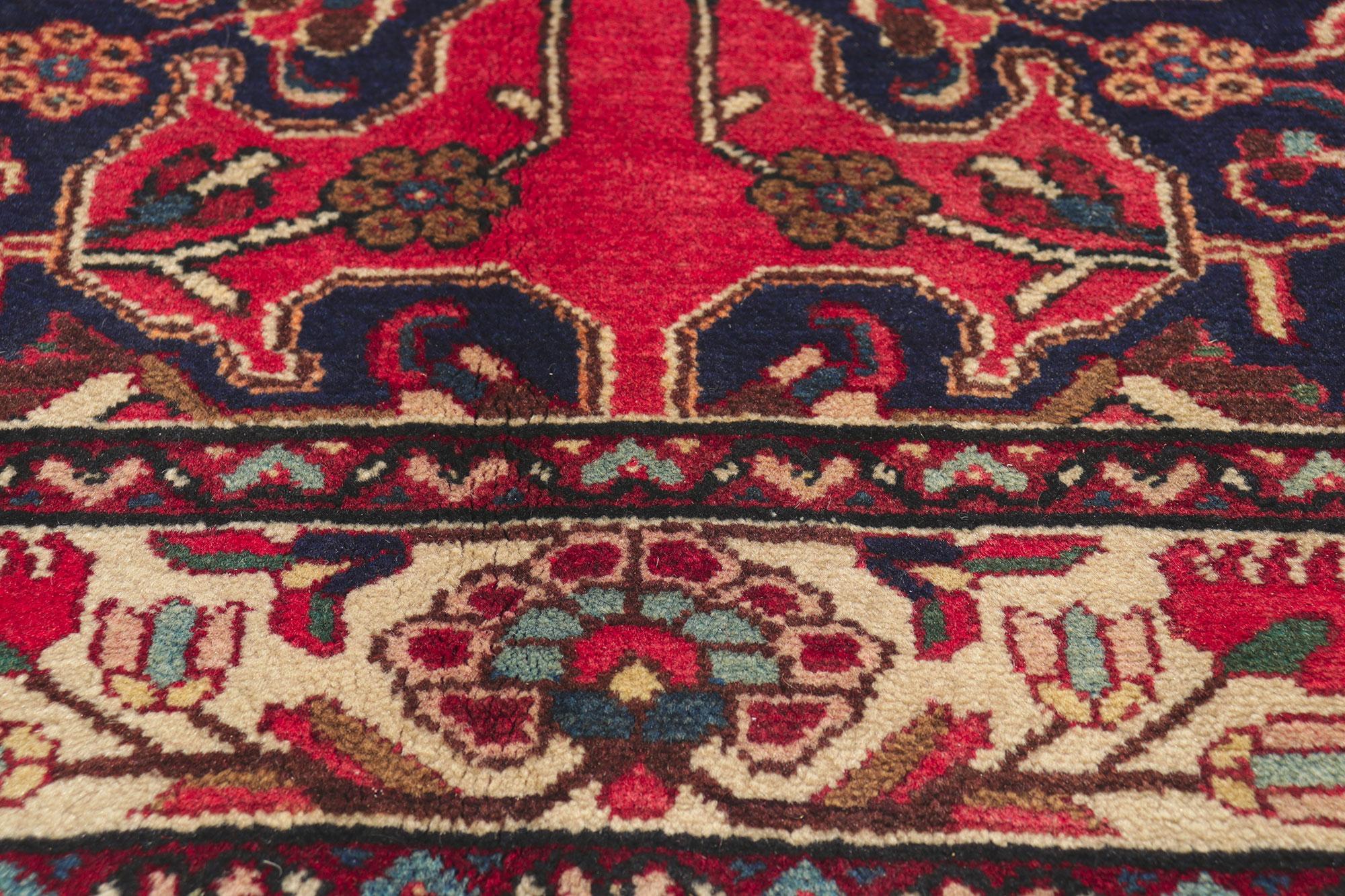 Vintage Red Persian Hamadan Rug with Traditional Style In Good Condition For Sale In Dallas, TX