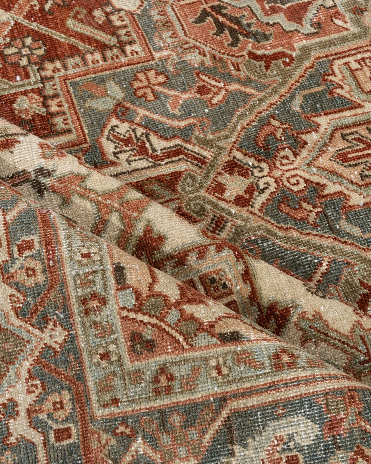 Tappeto persiano Heriz rosso vintage  8'5 x 11' in vendita 8