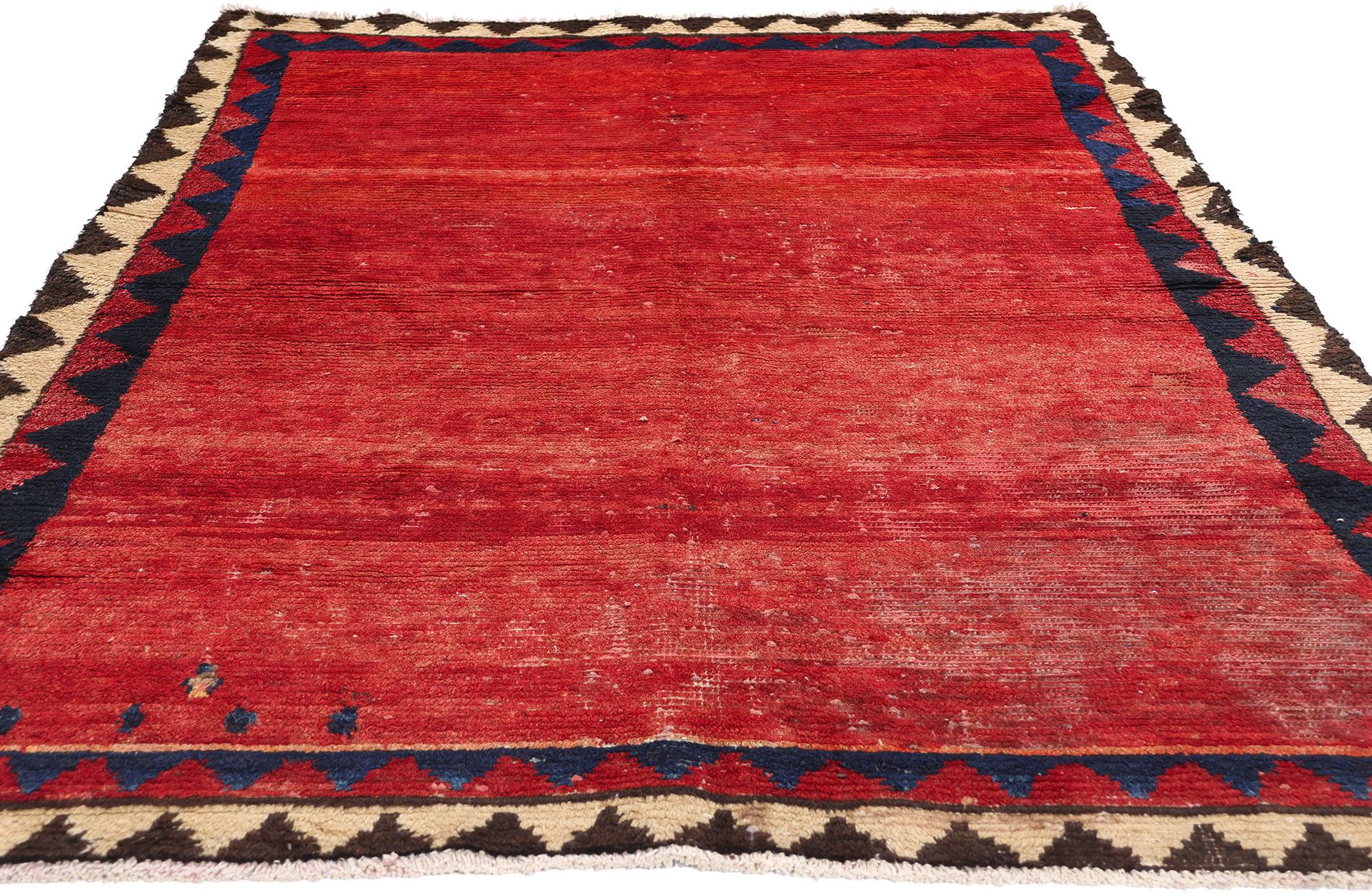Alter roter persischer Lori-Teppich (Moderne der Mitte des Jahrhunderts) im Angebot