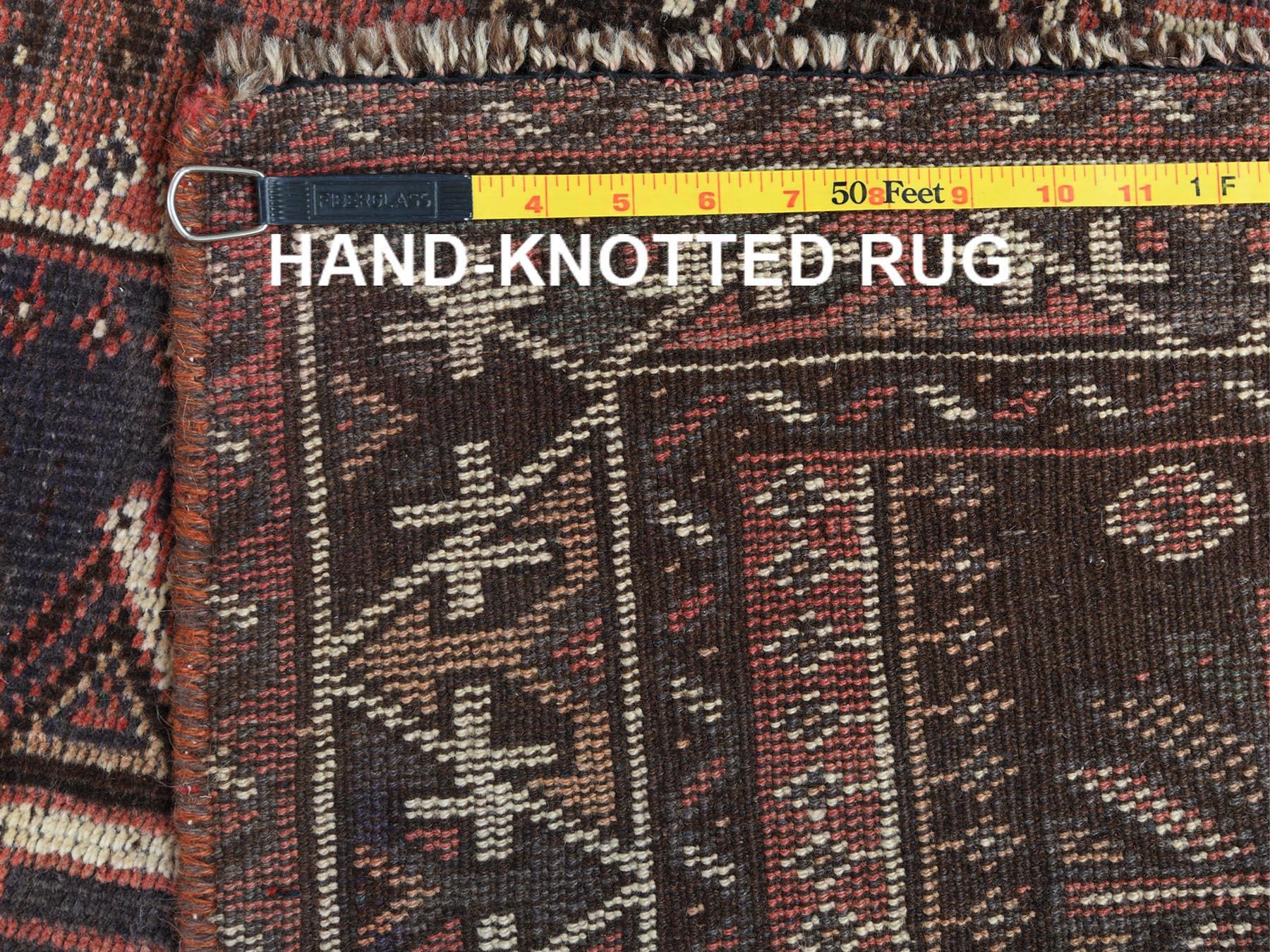 Handgeknüpfter roter persischer Qashqai-Teppich aus natürlicher Wolle mit dünnem Flor in Rot im Angebot 1