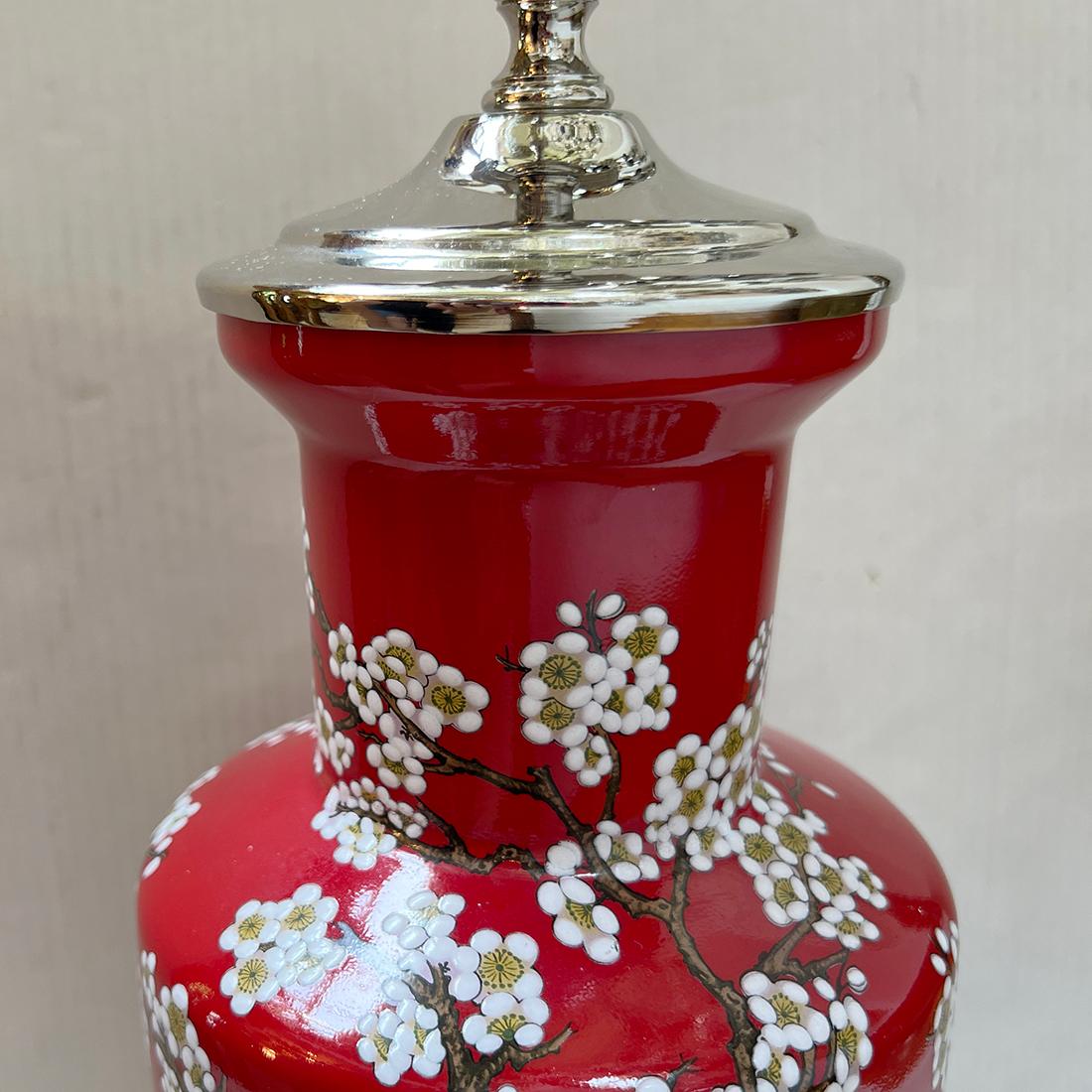 Cinese Lampada in porcellana rossa vintage in vendita