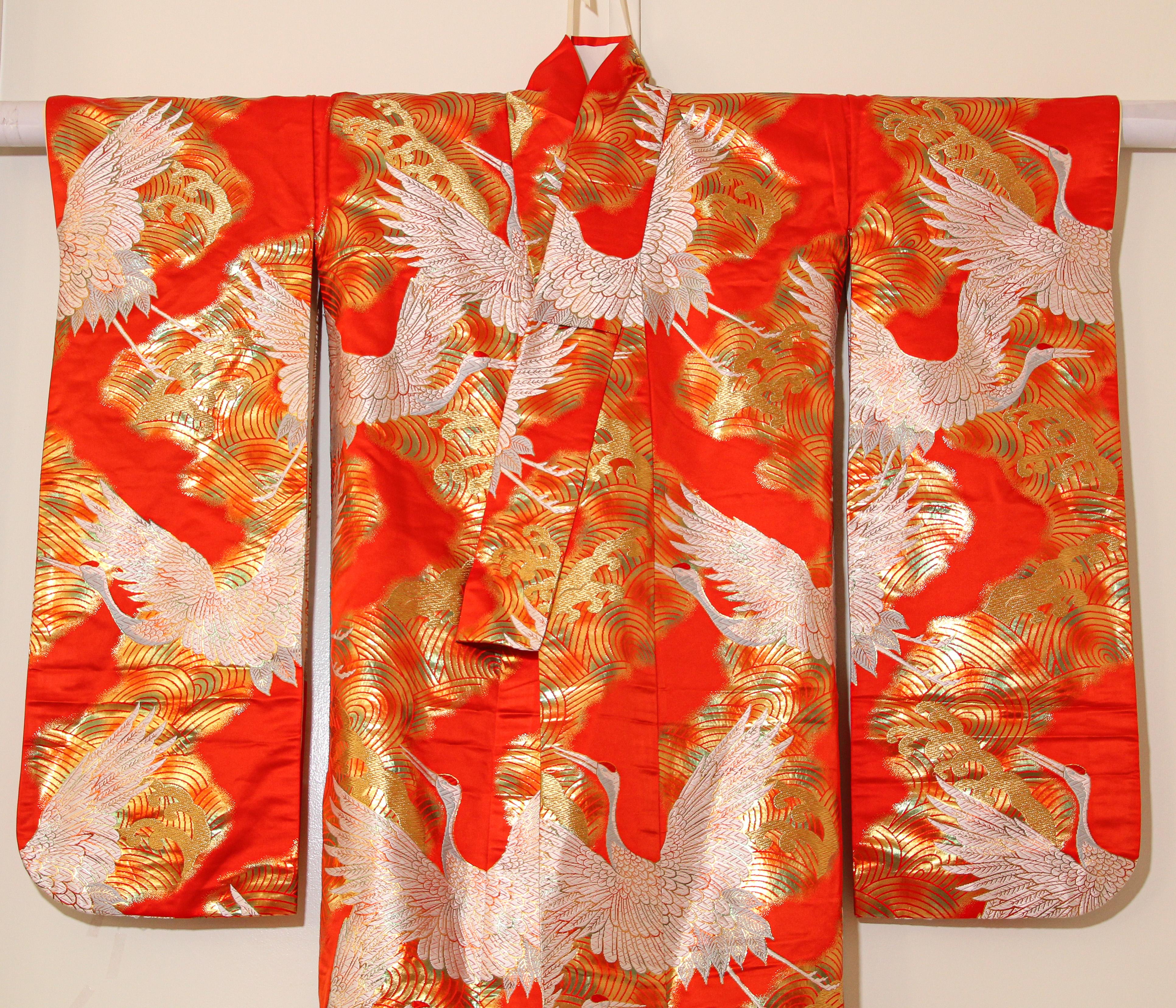 Vintage Red Silk Brocade Japanese Ceremonial Wedding Kimono 12
