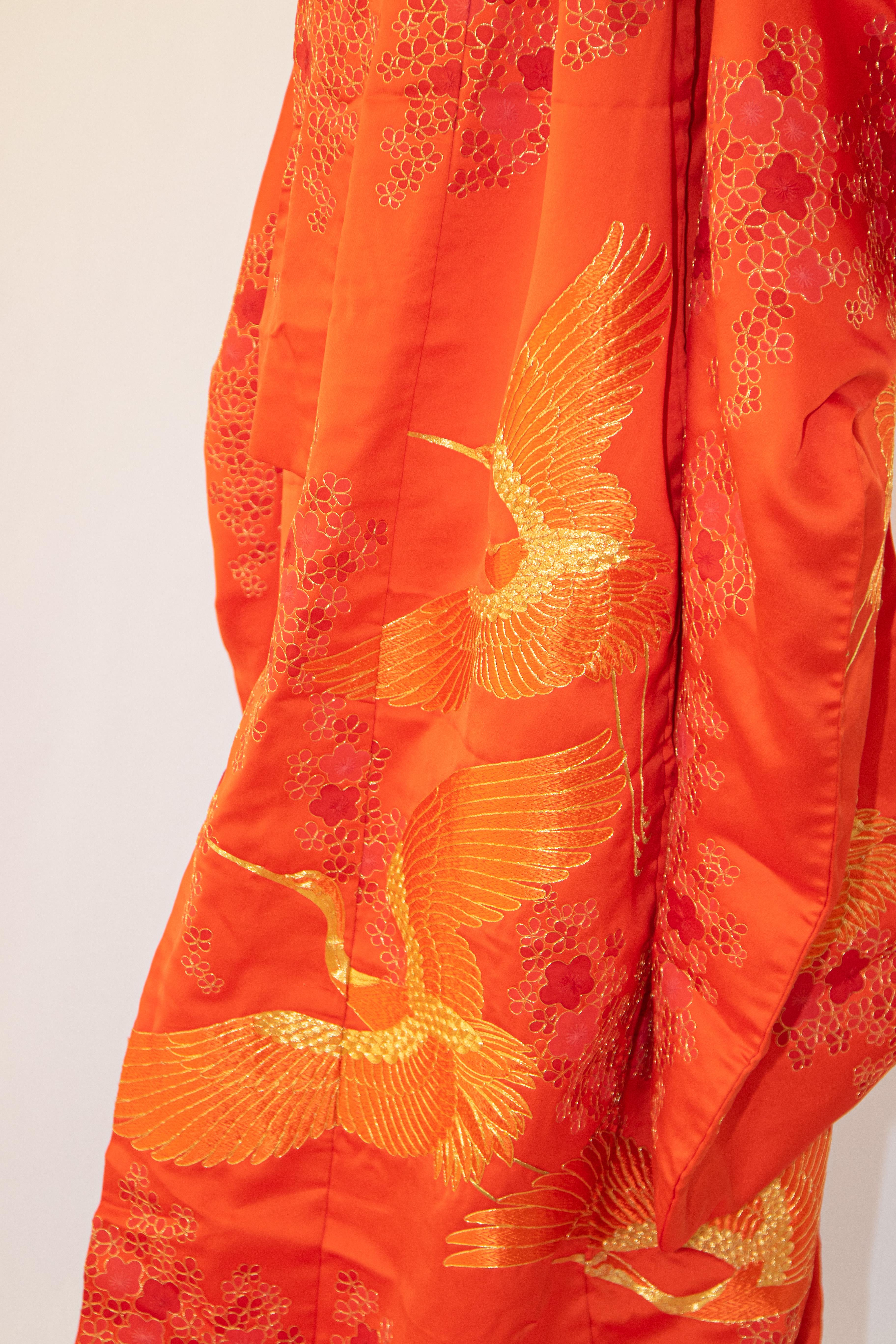 Vintage Kimono Red Silk Brocade Japanese Wedding Dress For Sale 5