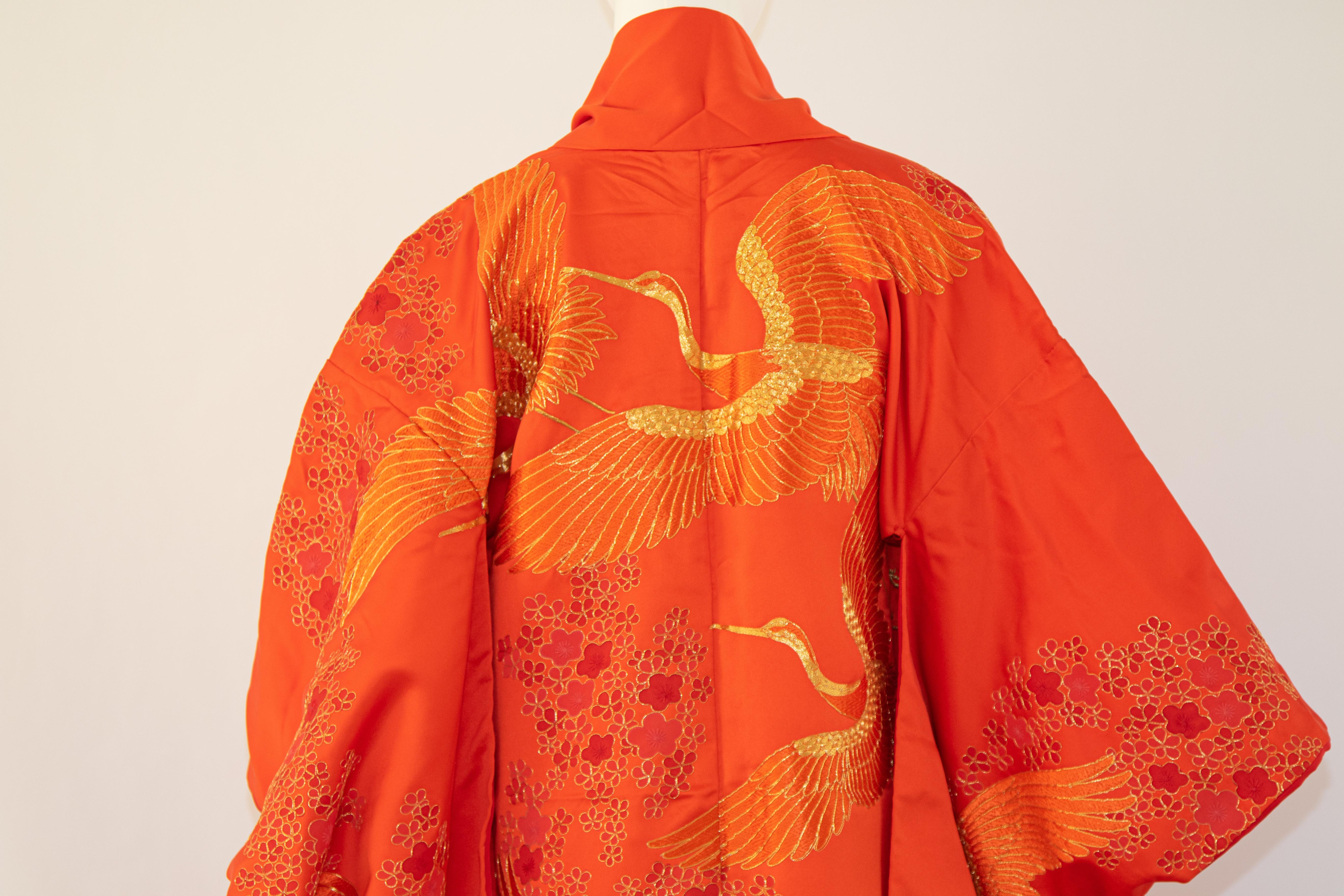 Kimono Vintage Vestido de Novia Japonés Brocado de Seda Rojo en Bueno estado para la venta en North Hollywood, CA