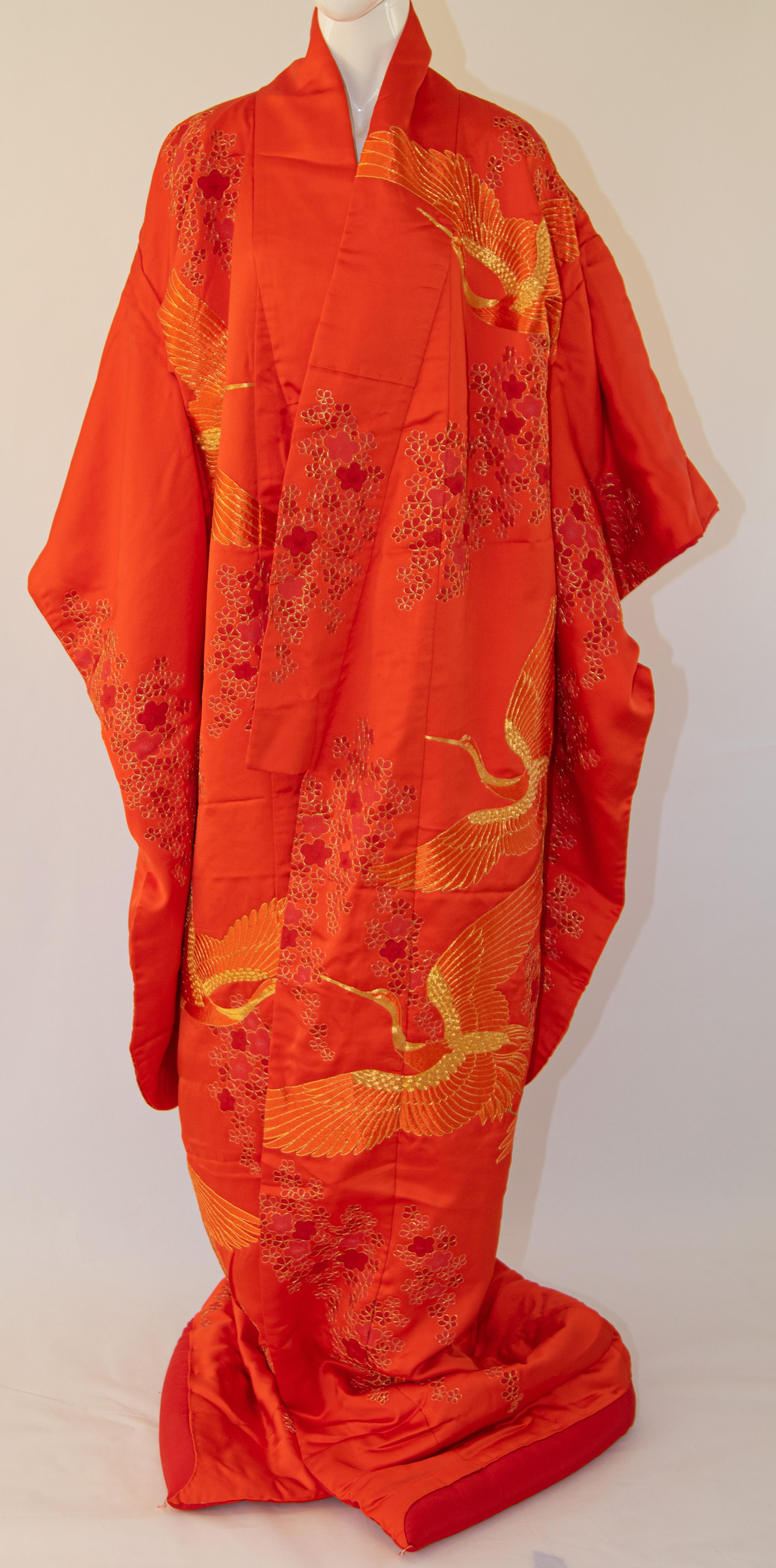 Vintage Kimono Red Silk Brocade Japanese Wedding Dress For Sale 3
