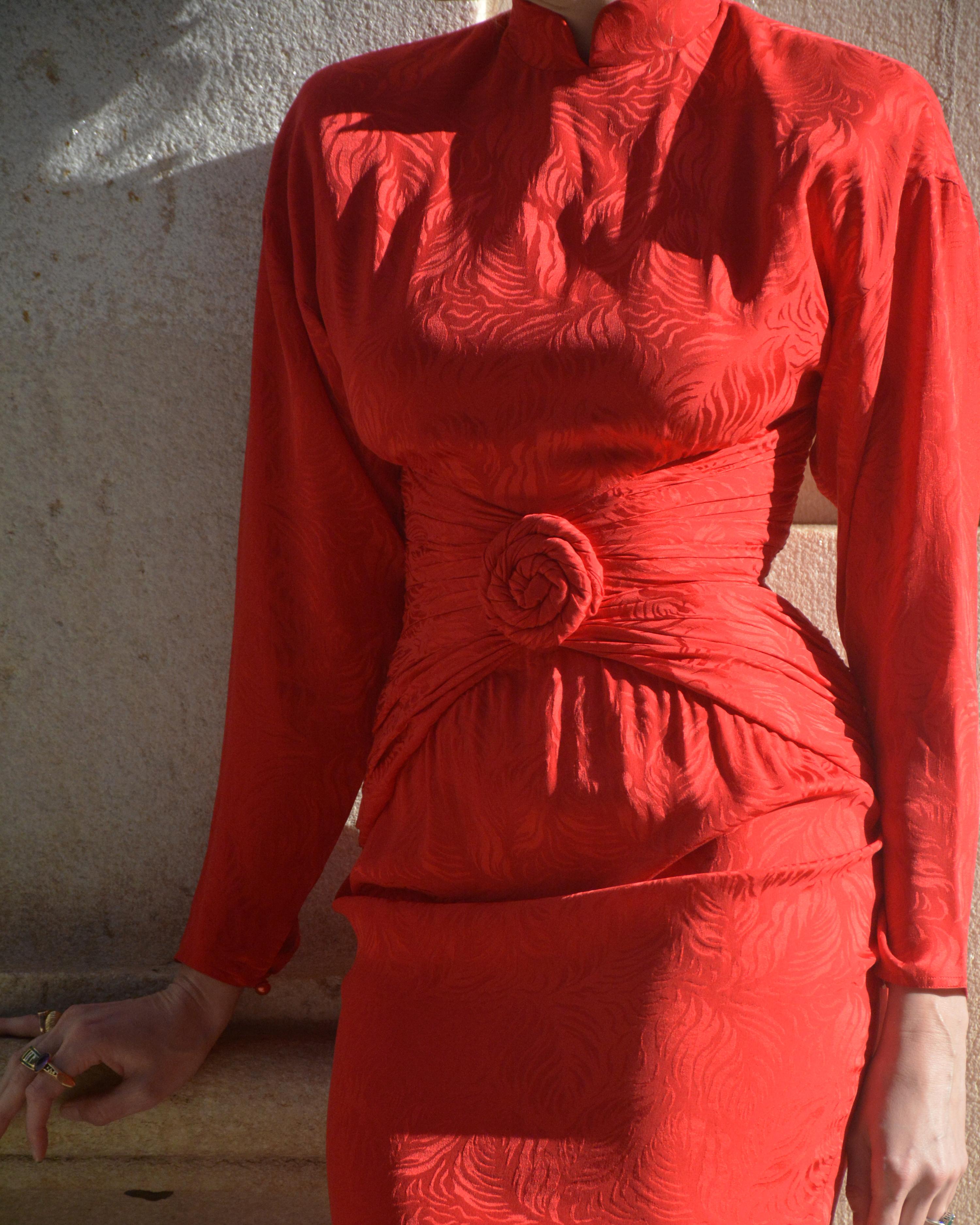 Vintage Red Silk Long-Sleeve Wiggle Dress For Sale 5