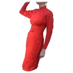 Vestito vintage in seta rossa con maniche lunghe a balze