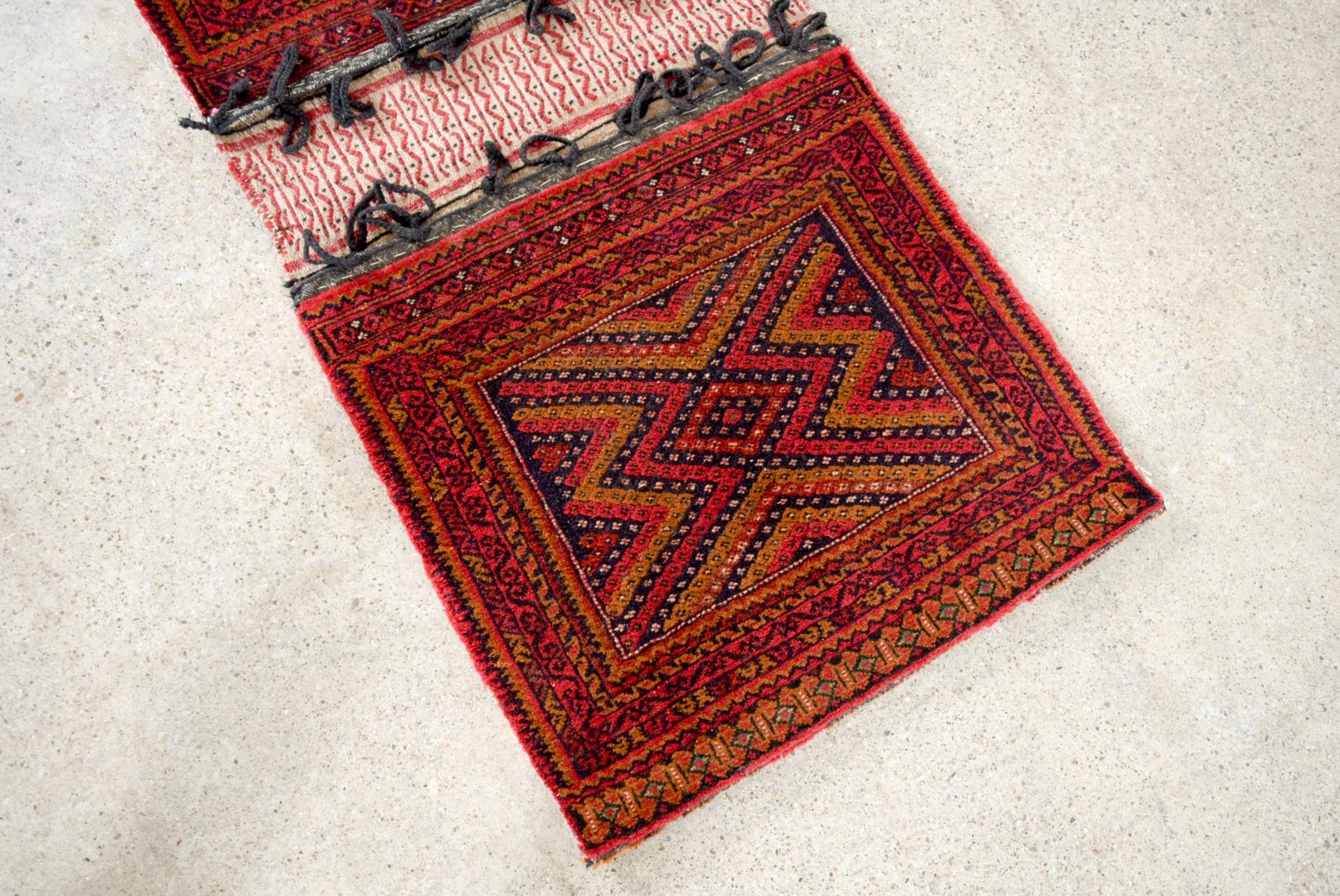 Vintage Red Small Tribal Wool Rug Afghan Saddlebag In Good Condition For Sale In Detroit, MI