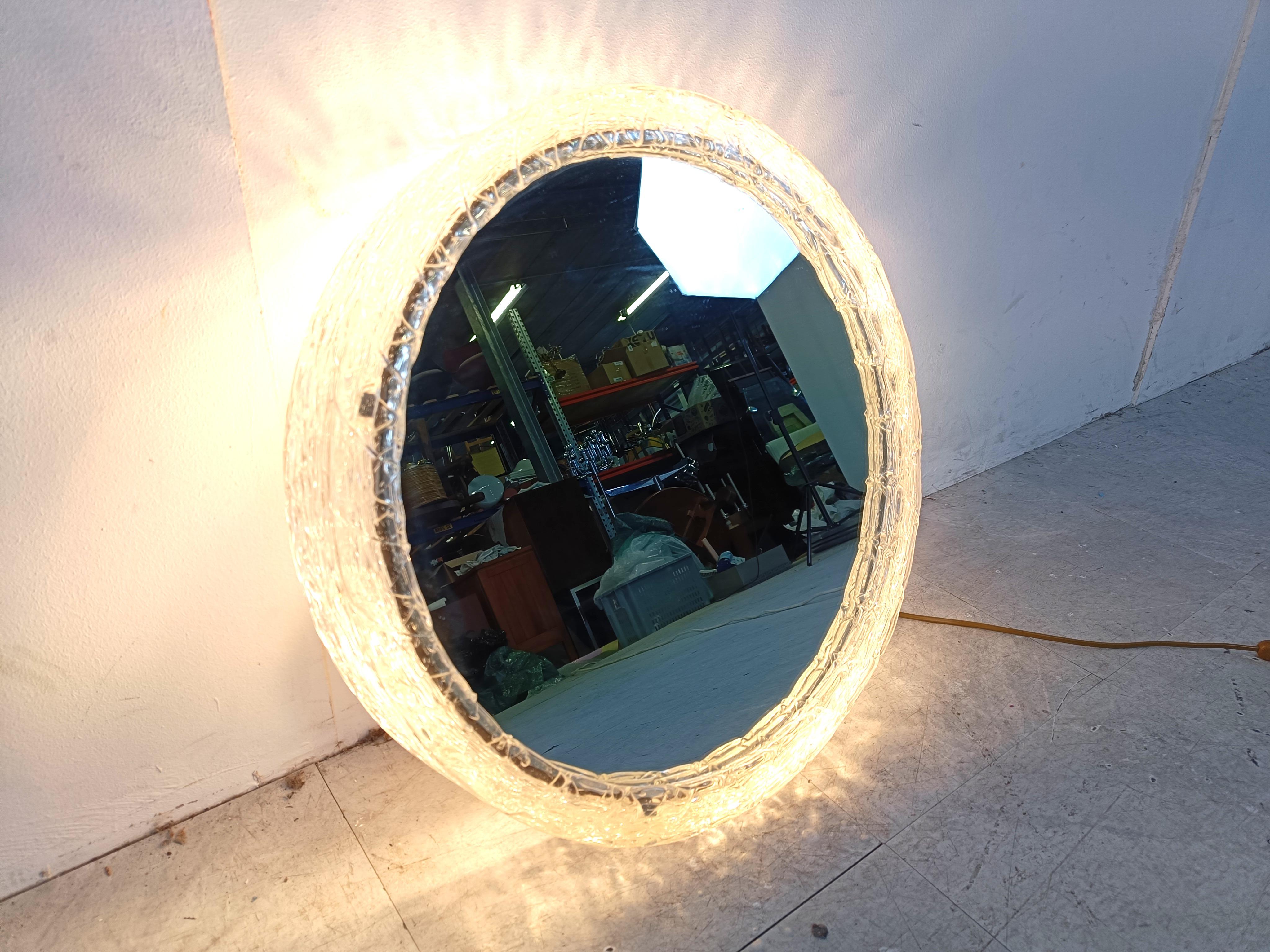 Vintage red space age mirror, 1970s For Sale 1