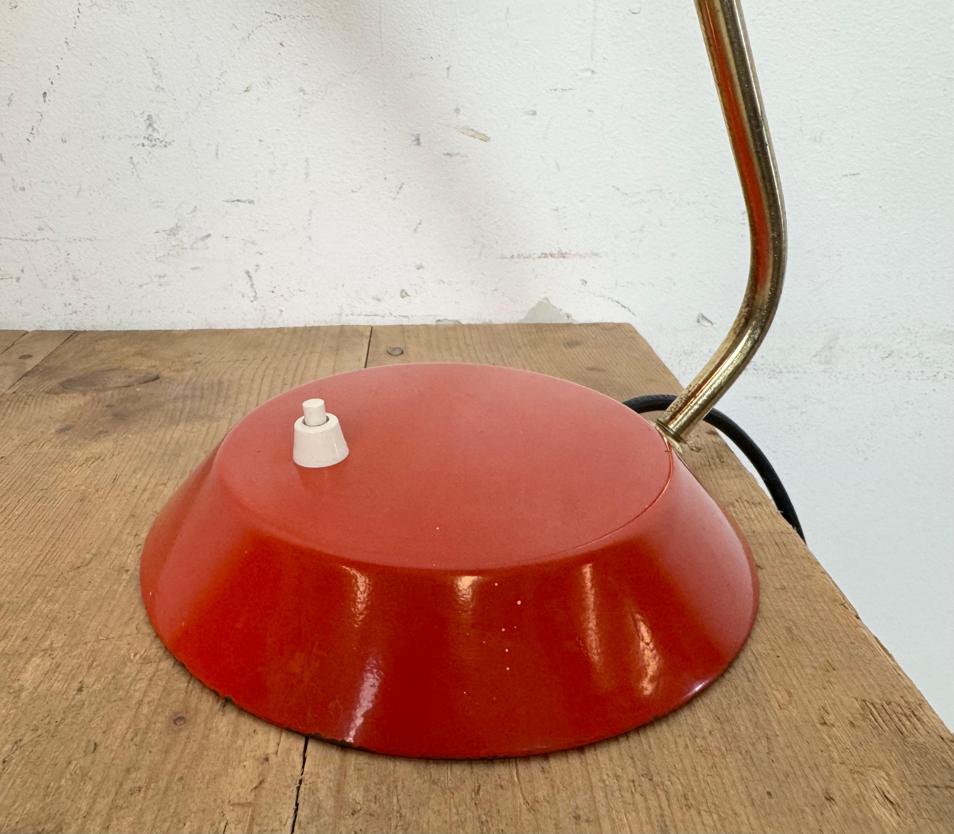 Tchèque Lampe à poser rouge vintage , 1970 en vente