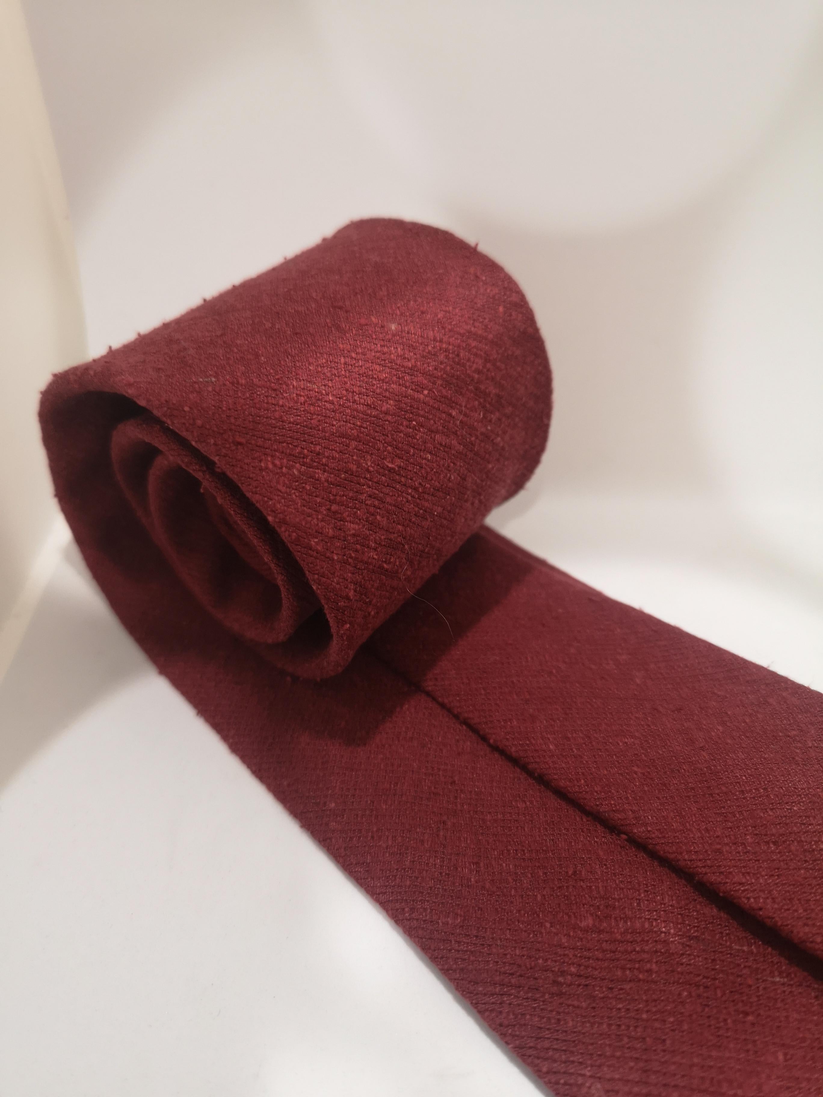 Vintage red tie In Good Condition In Capri, IT